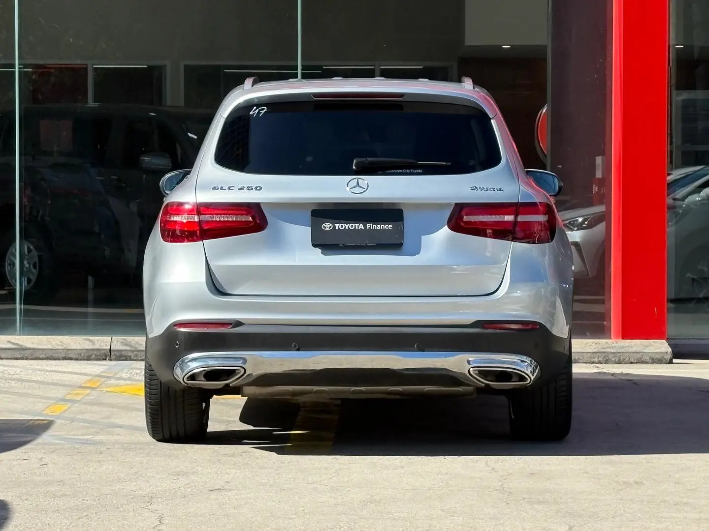 2019 Mercedes-Benz GLC-Class Gallery Image 9