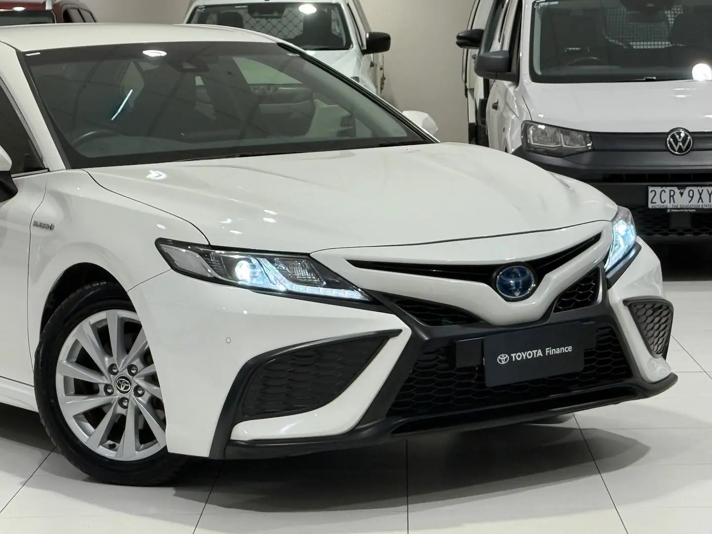 2021 Toyota Camry Gallery Image 3