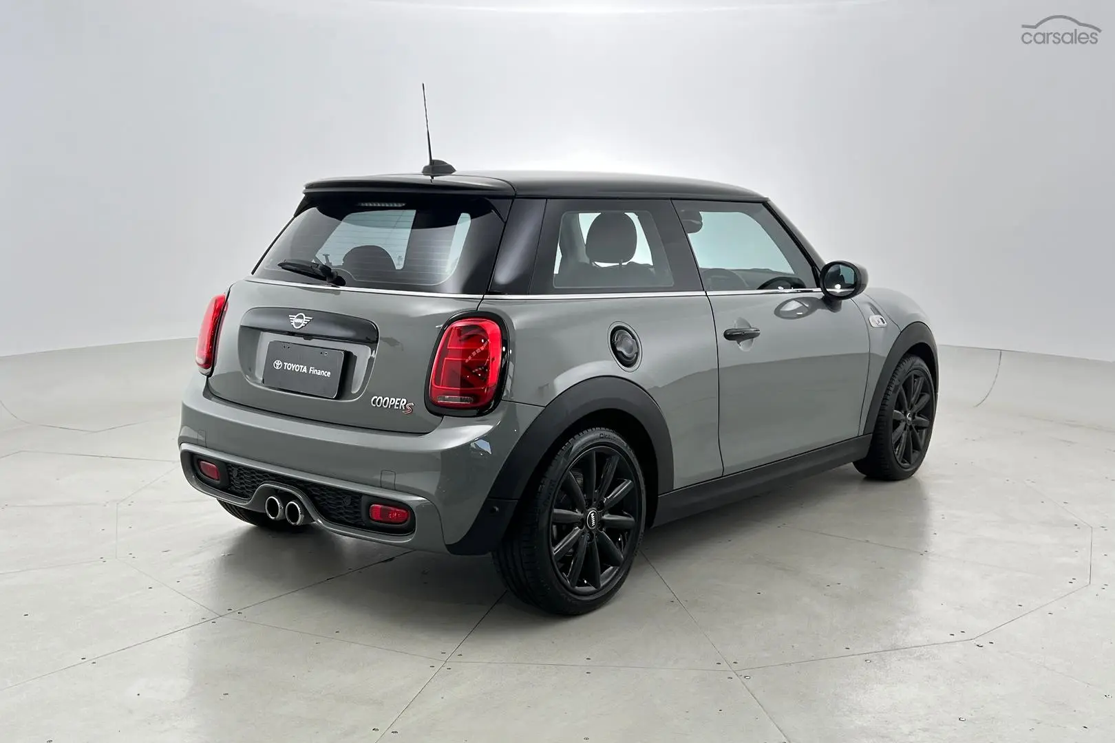 2020 MINI Hatch Image 5