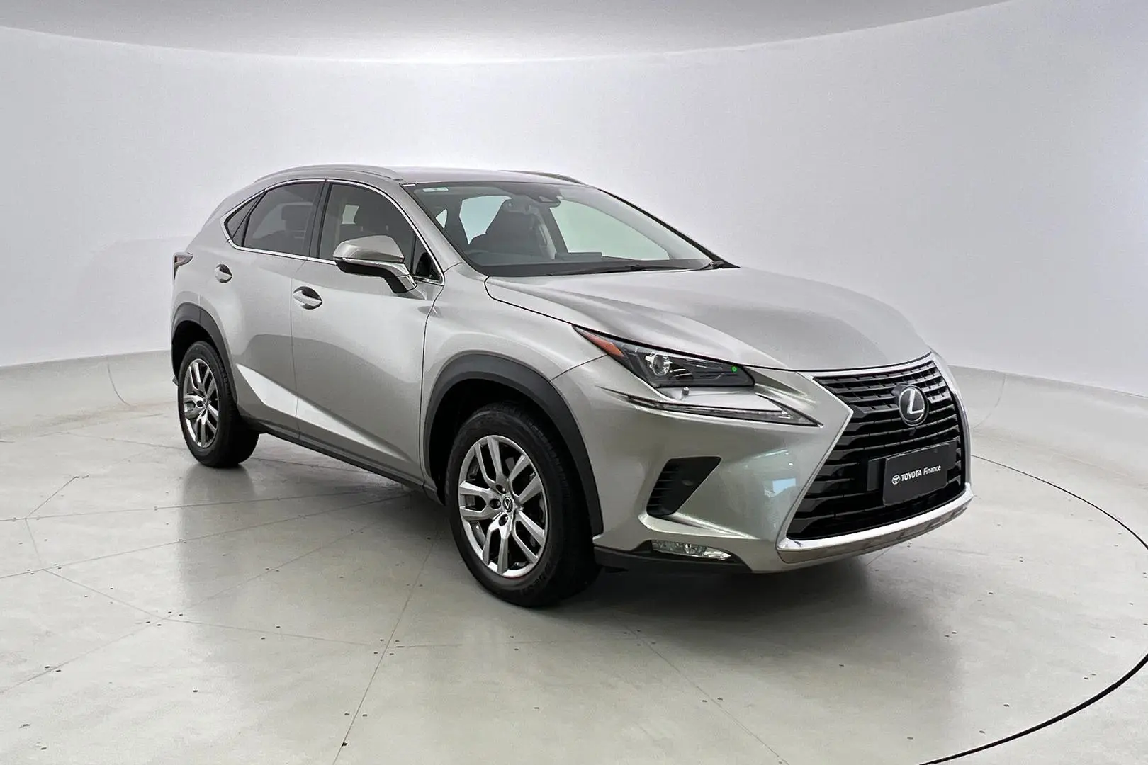 2021 Lexus Nx Gallery Image 1