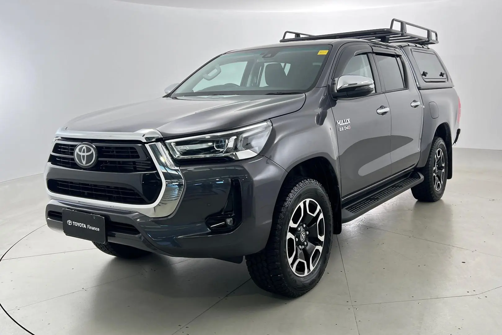 2022 Toyota Hilux Gallery Image 9