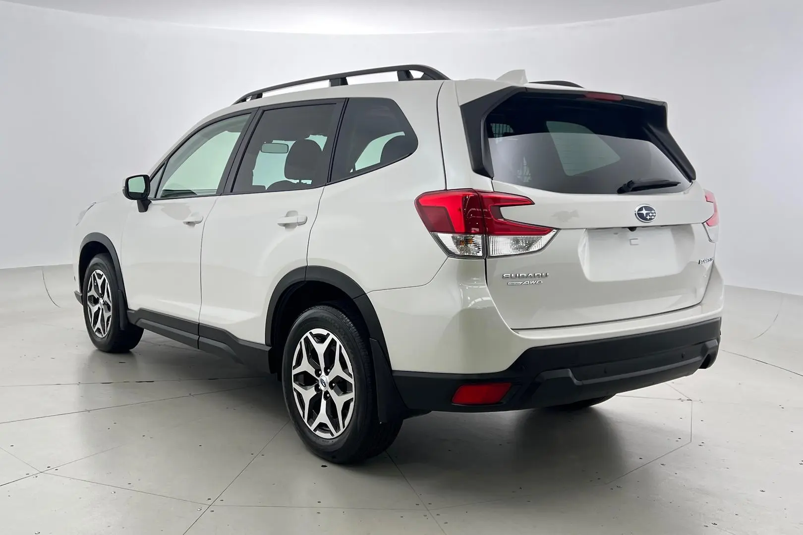 2022 Subaru Forester Gallery Image 8