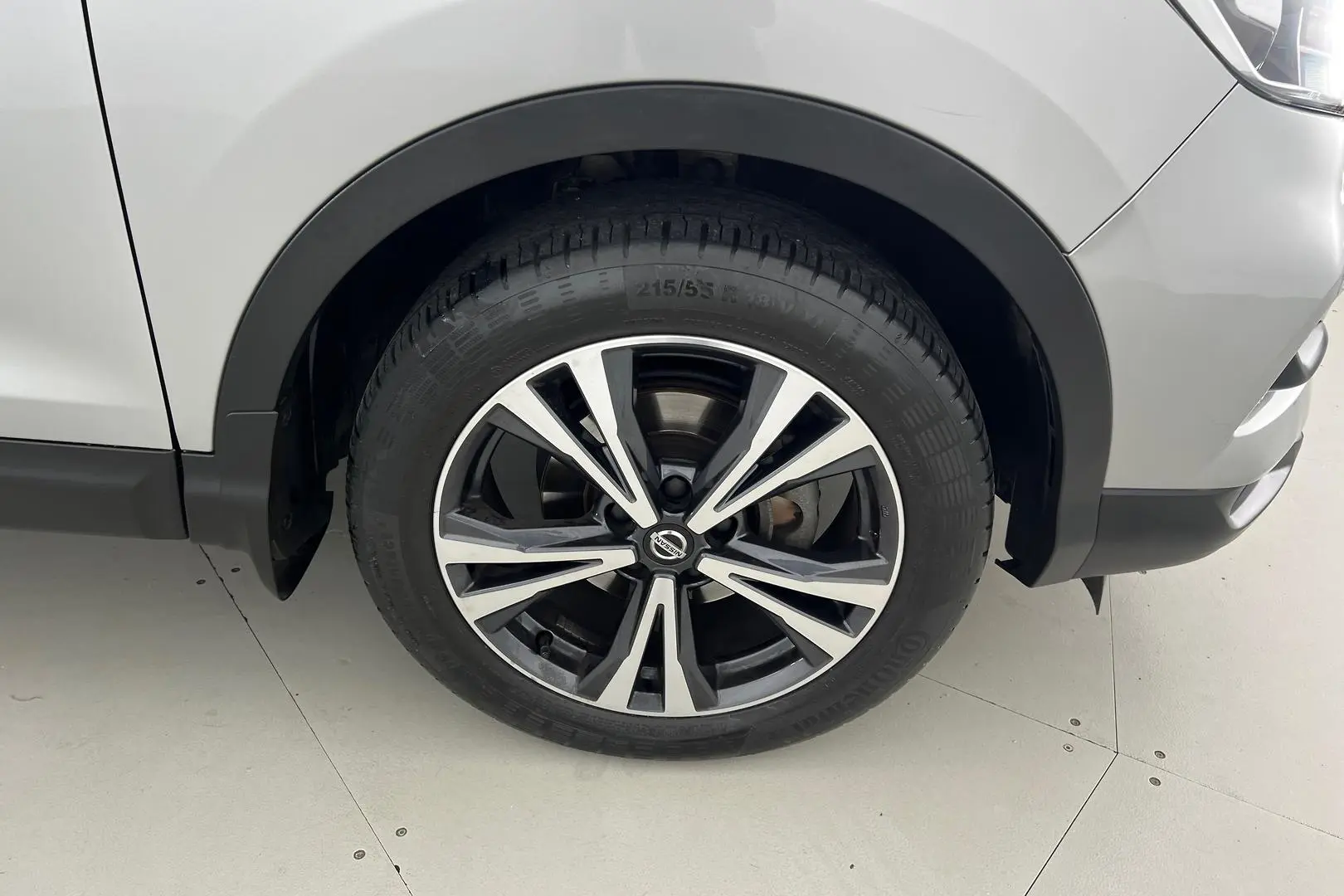 2019 Nissan QASHQAI Gallery Image 23