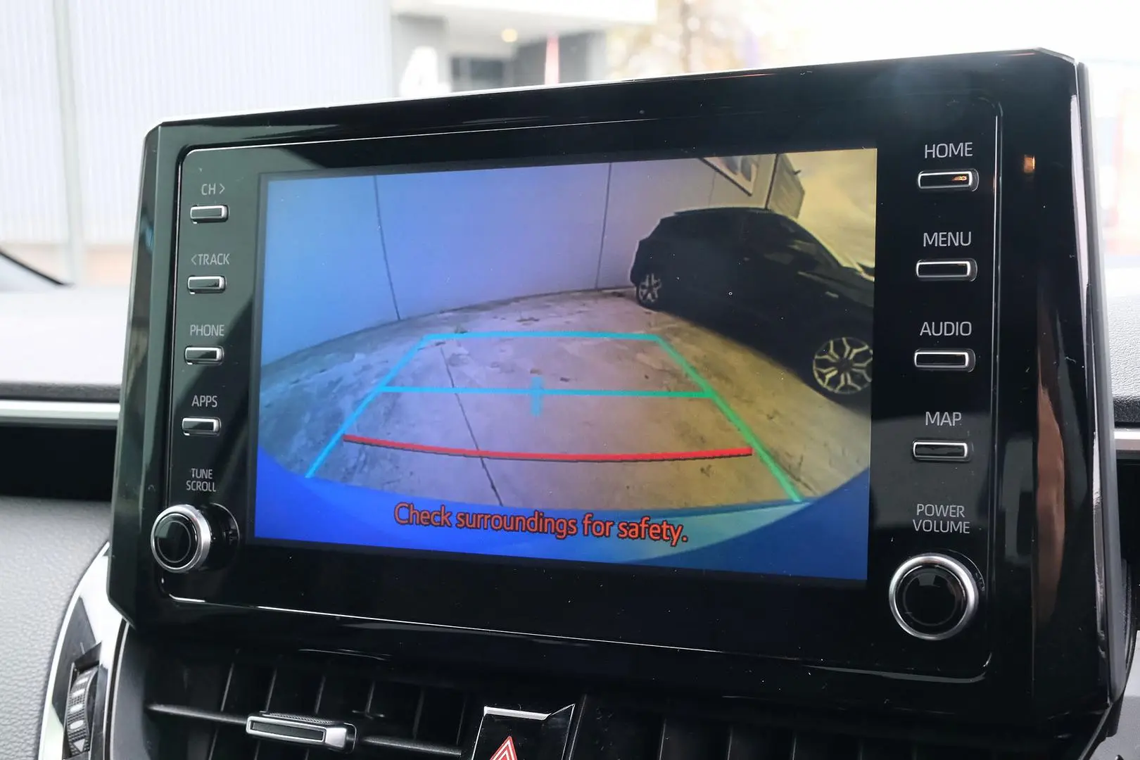 2018 Toyota Corolla Gallery Image 8