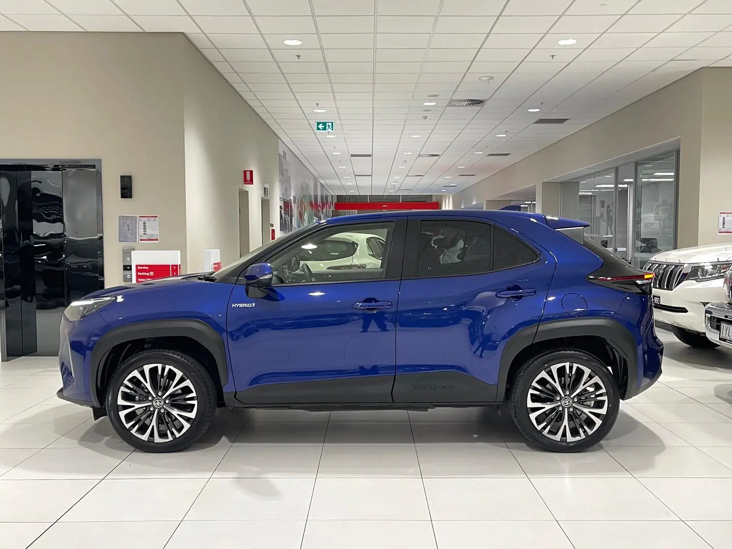 2023 Toyota Yaris Cross Gallery Image 6