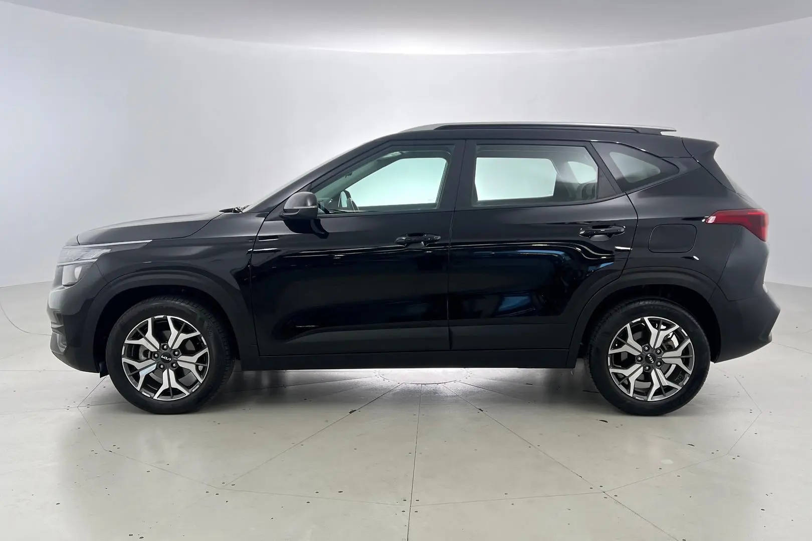 2022 Kia Seltos Gallery Image 8