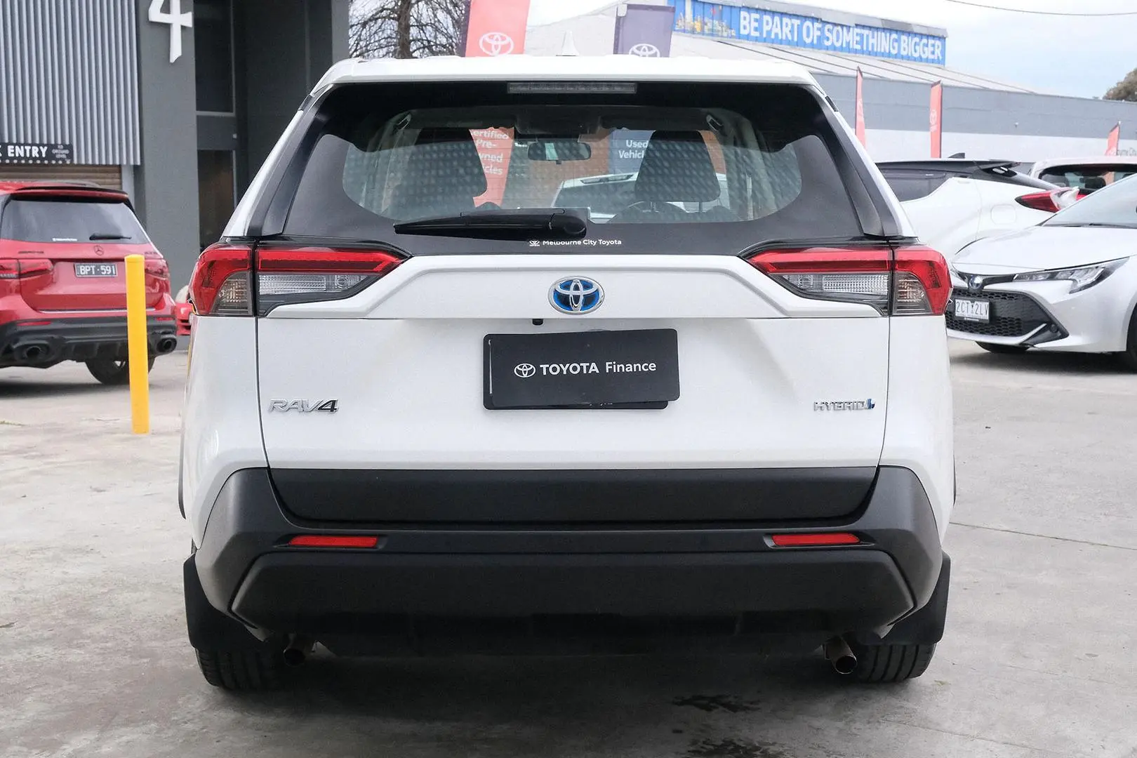 2022 Toyota RAV4 Gallery Image 4