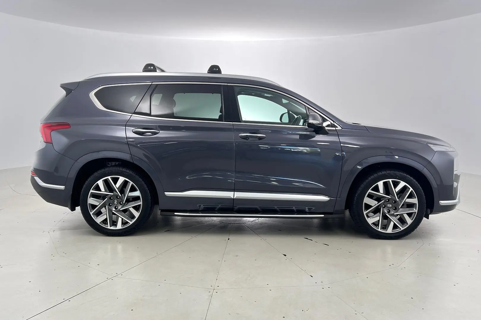 2021 Hyundai Santa Fe Gallery Image 5