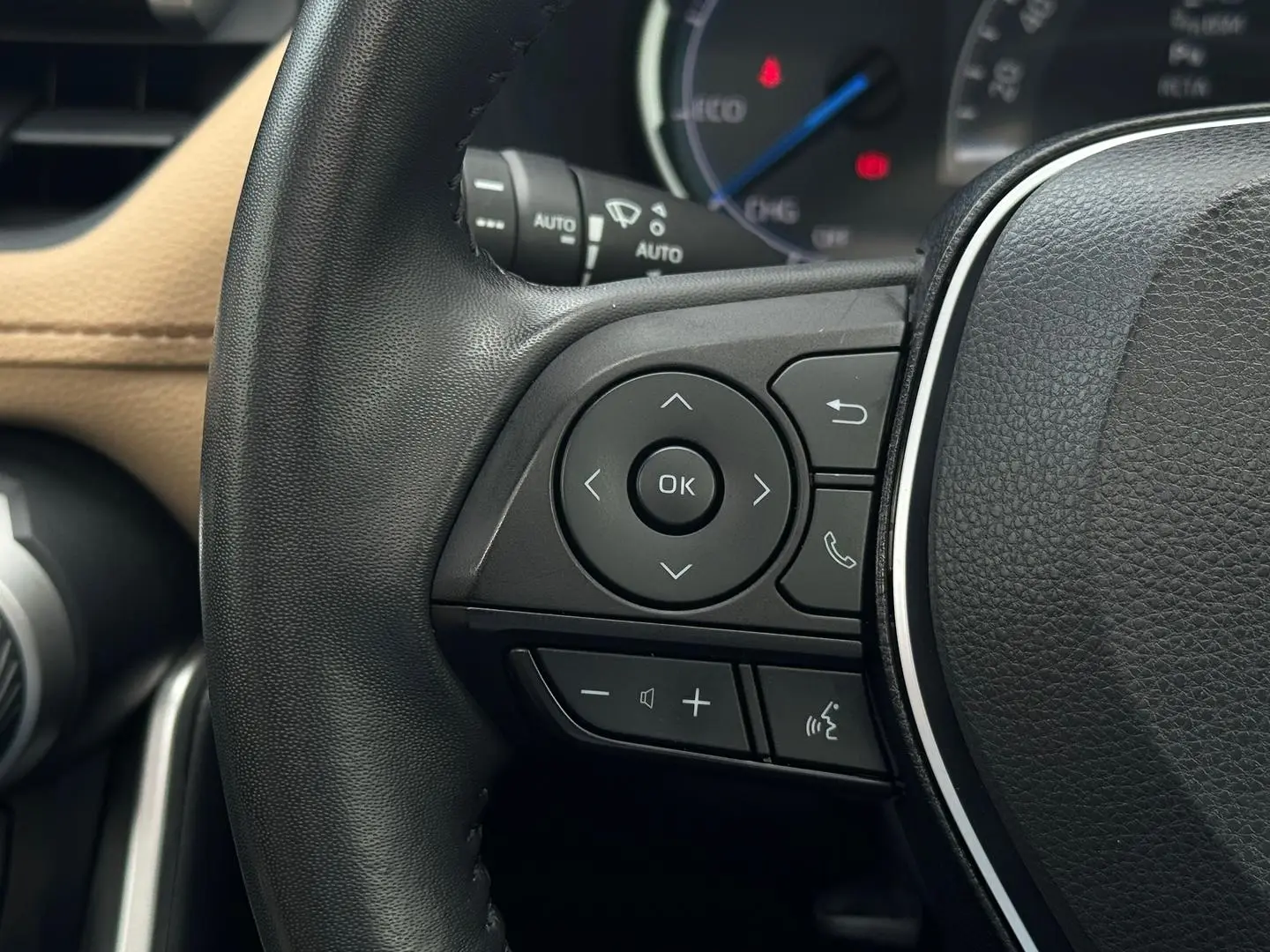 2022 Toyota RAV4 Gallery Image 23
