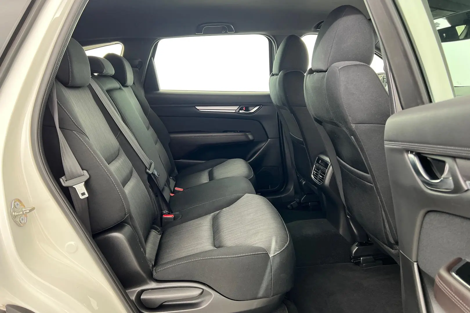 2019 Mazda CX-8 Gallery Image 19