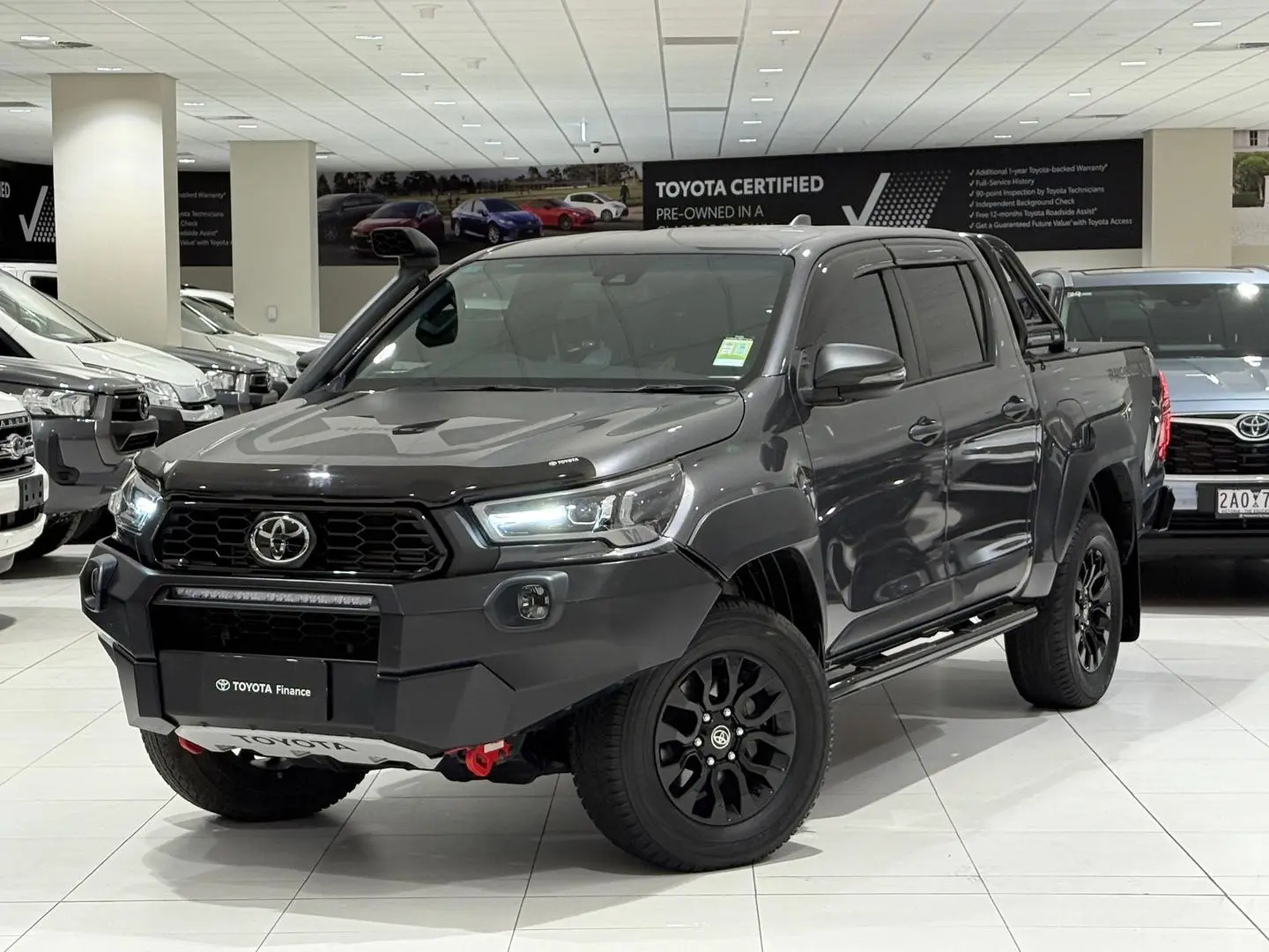2022 Toyota Hilux Gallery Image 5