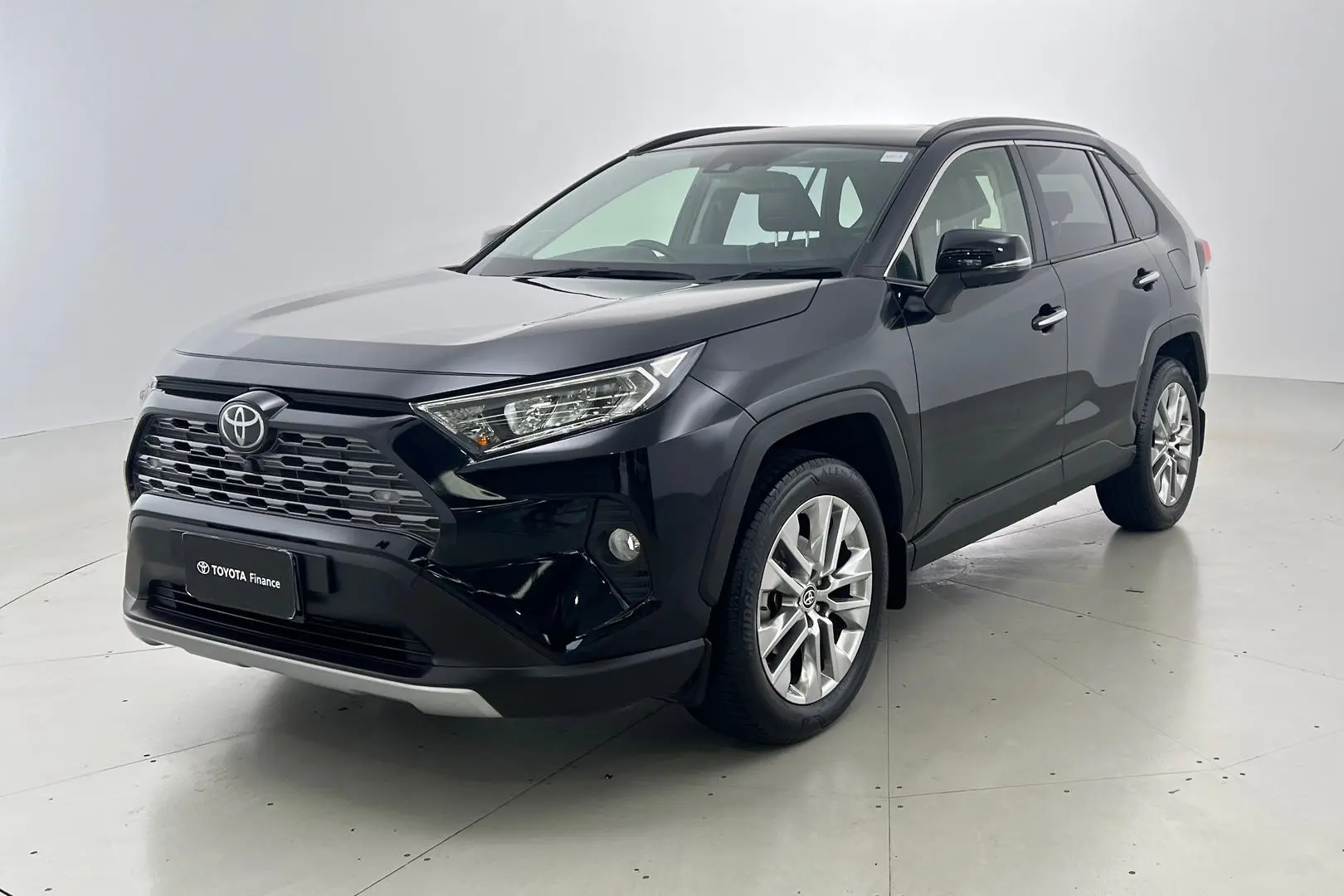 2021 Toyota RAV4 Gallery Image 9