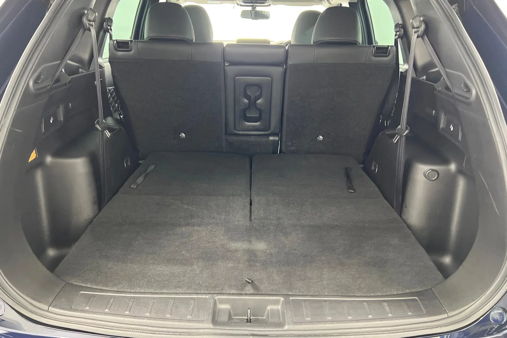 2022 Mitsubishi Outlander Gallery Image 21