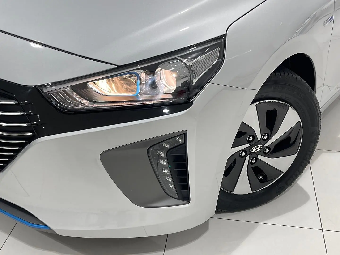 2019 Hyundai IONIQ Image 11