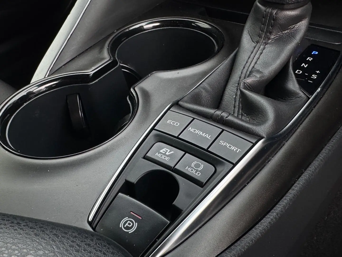 2023 Toyota Camry Gallery Image 16