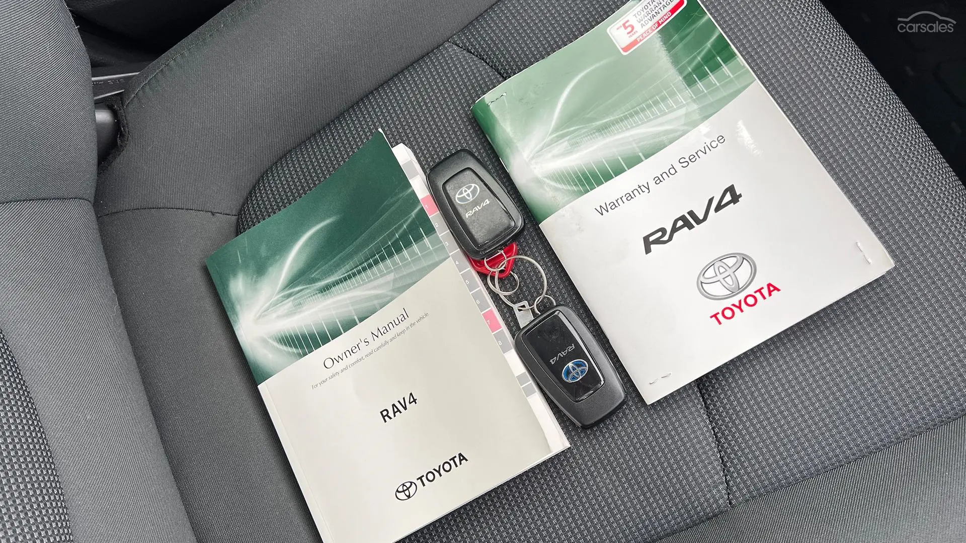 2019 Toyota RAV4 Image 21