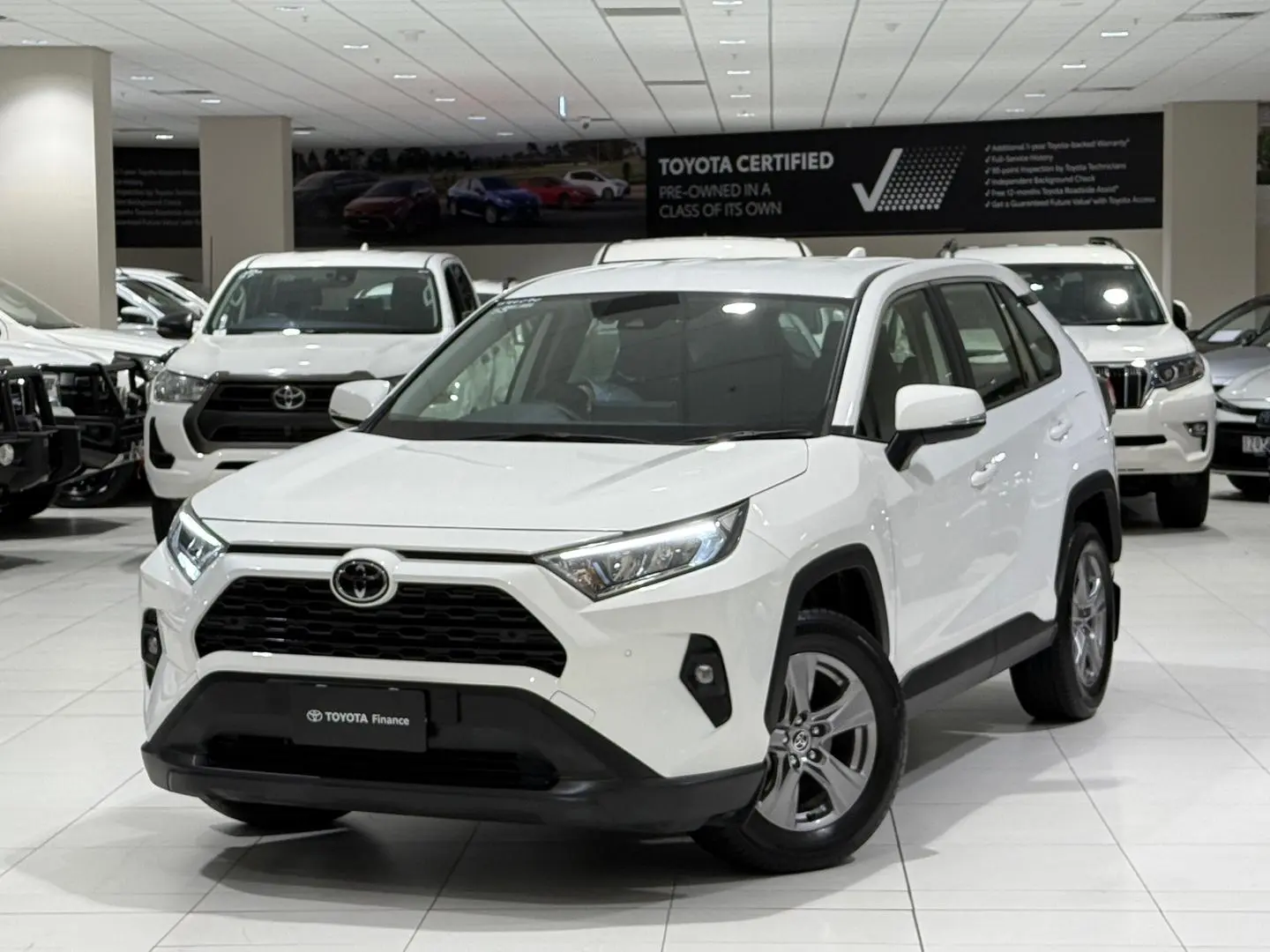 2022 Toyota RAV4 Gallery Image 4