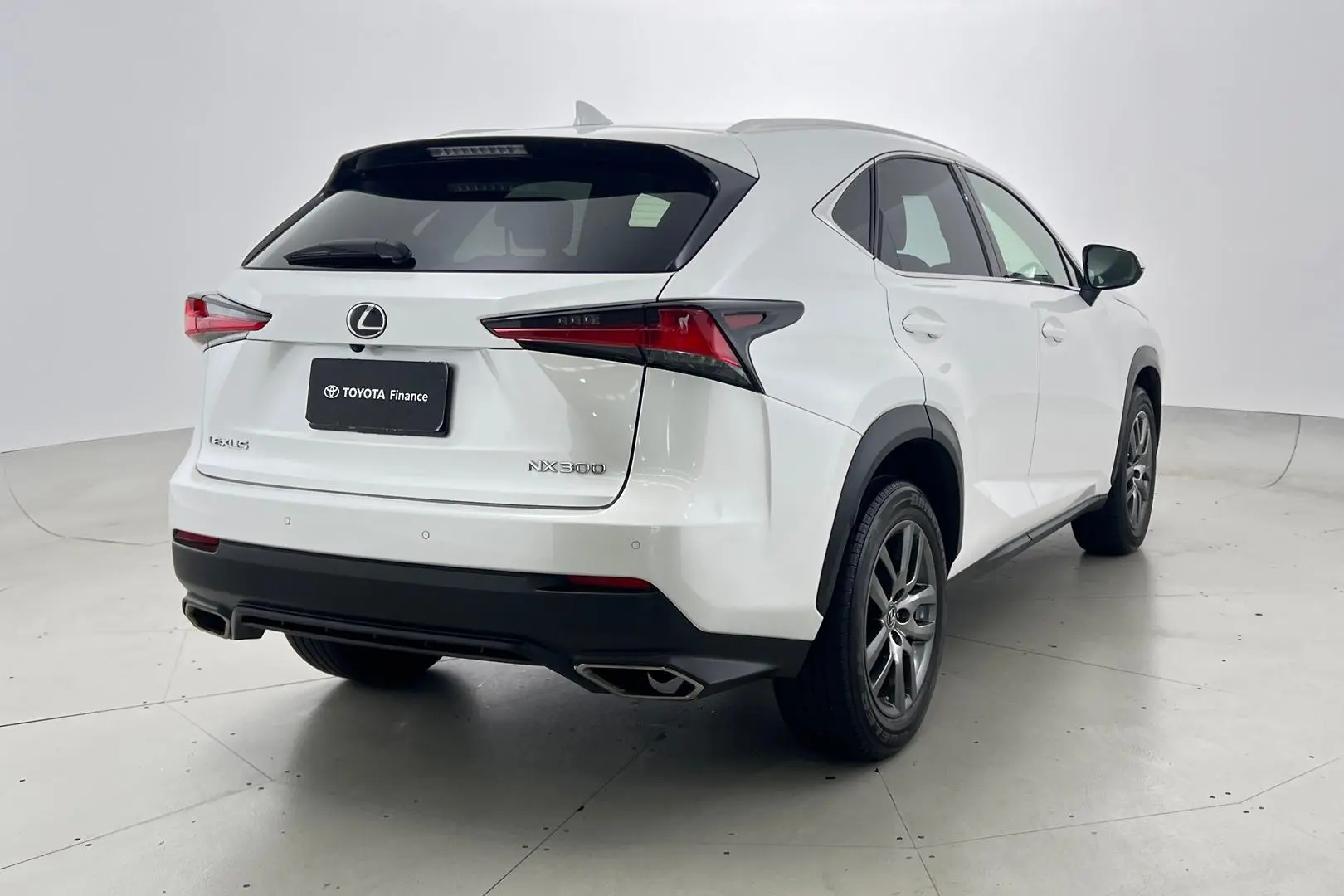 2020 Lexus NX Gallery Image 5