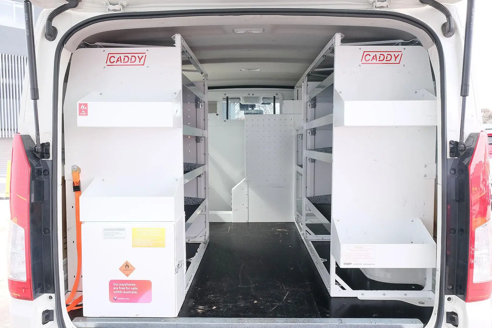2021 Toyota Hiace Gallery Image 11