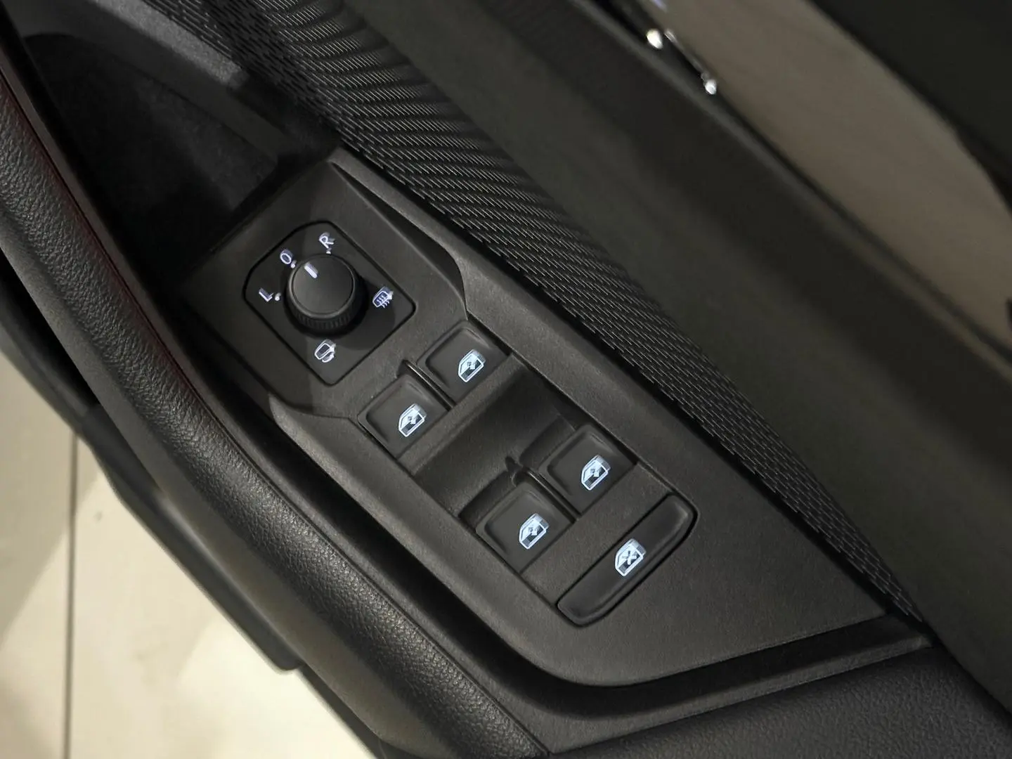 2023 SKODA Octavia Gallery Image 17