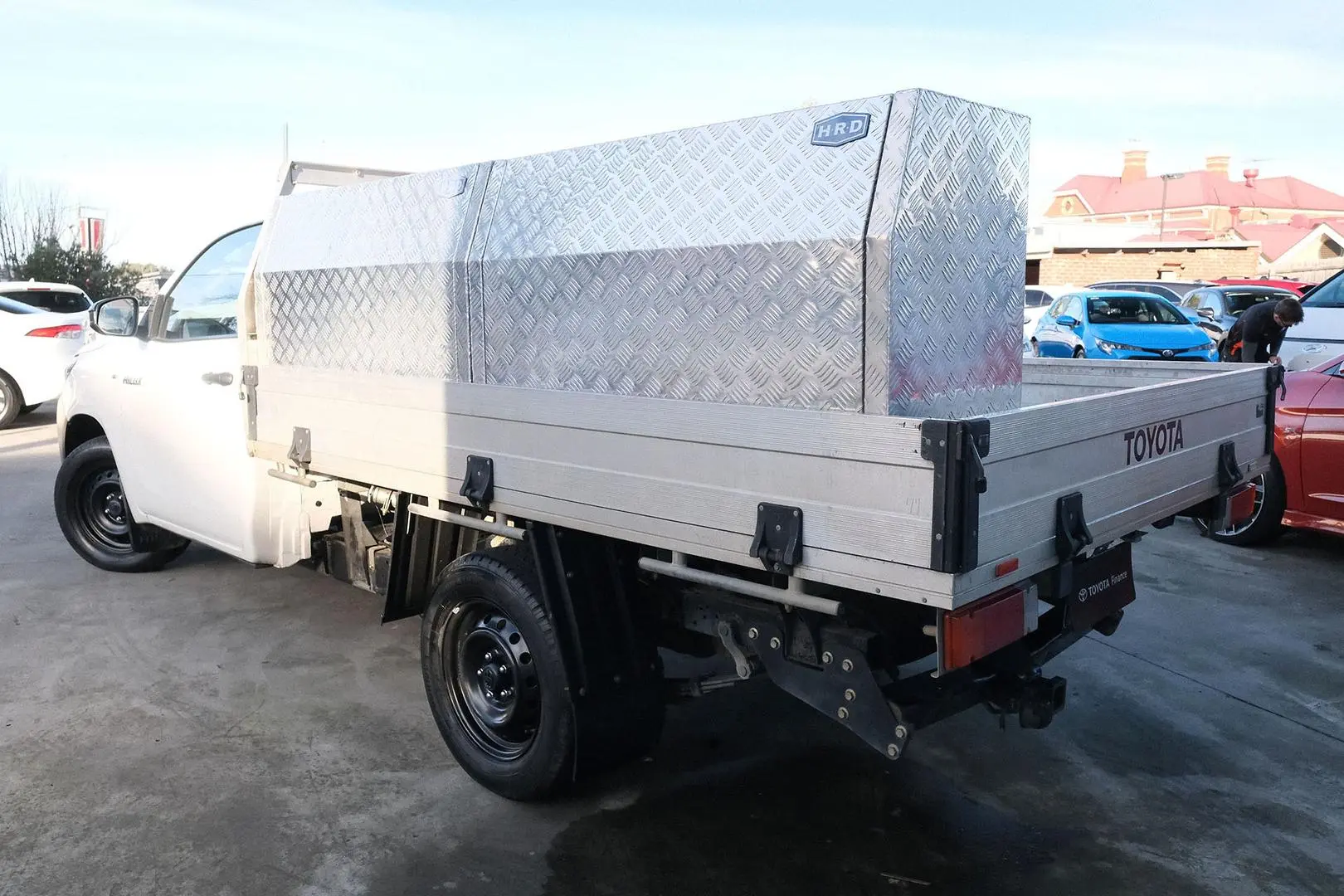2018 Toyota Hilux Gallery Image 2