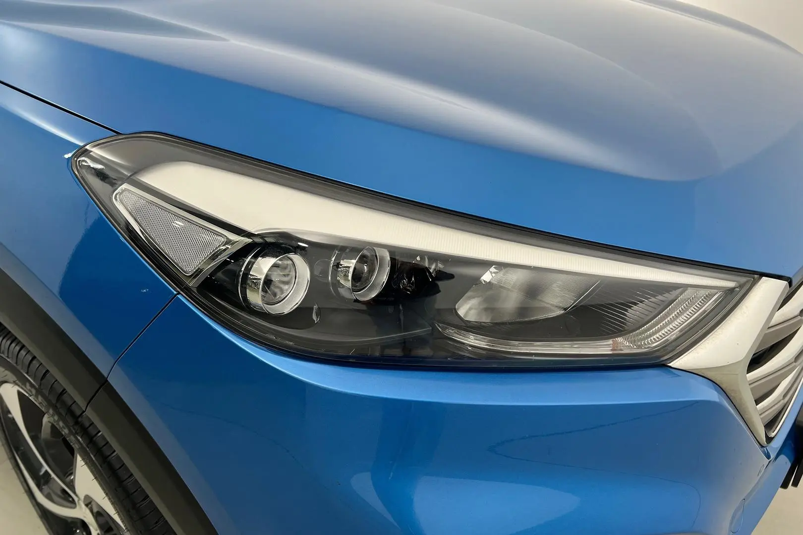 2016 Hyundai Tucson Gallery Image 2
