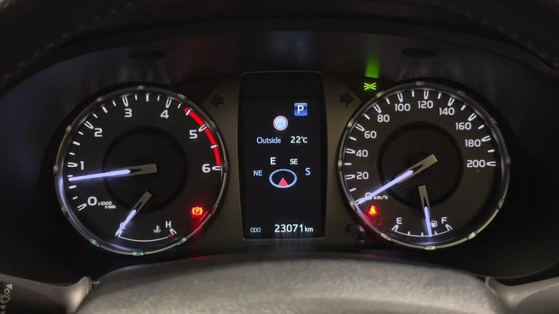 2024 Toyota Hilux Gallery Image 17