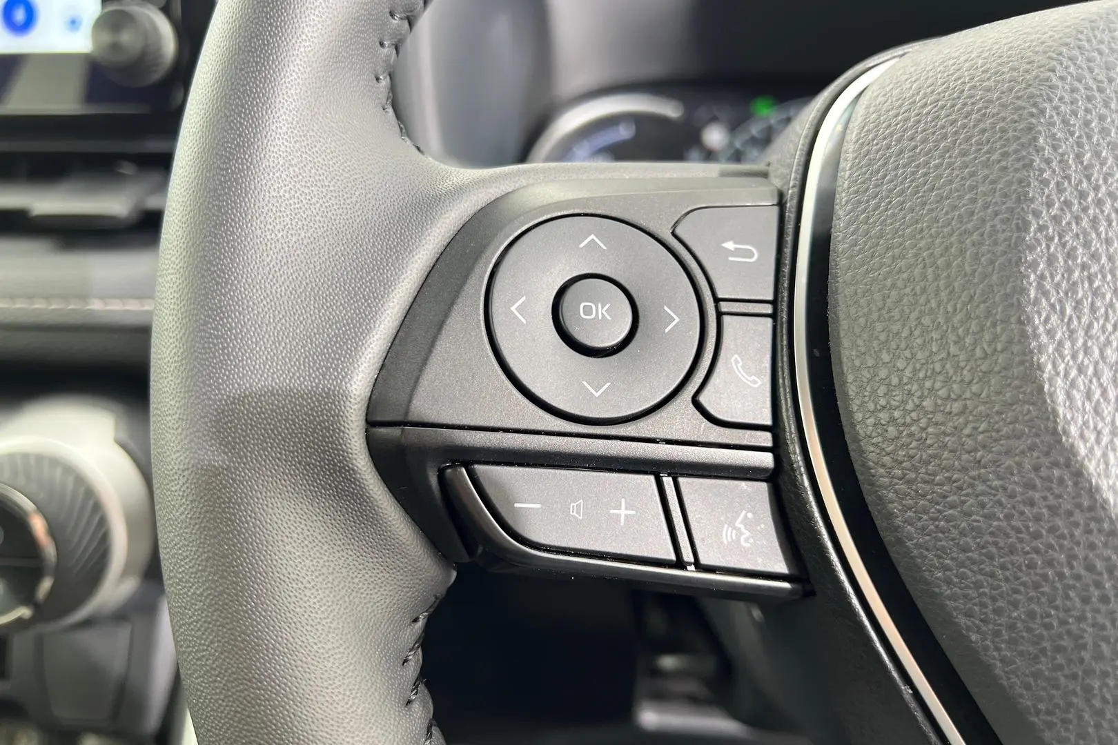 2024 Toyota RAV4 Gallery Image 16