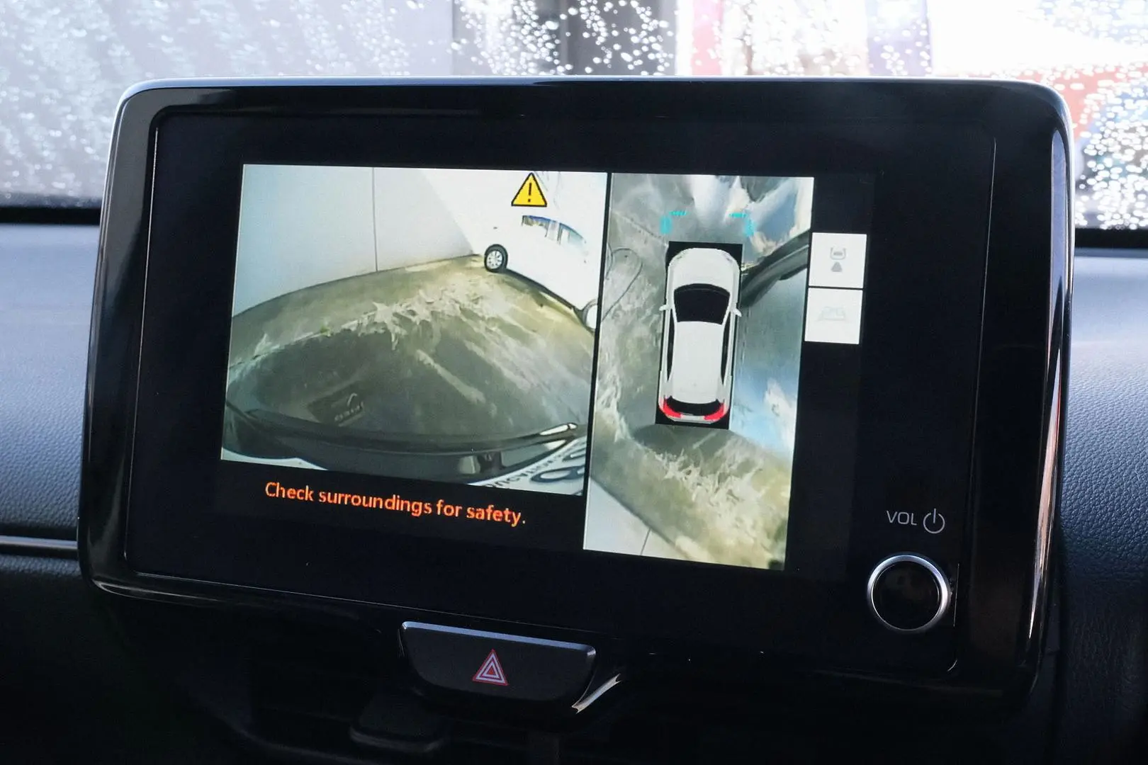 2024 Toyota Yaris Cross Gallery Image 9