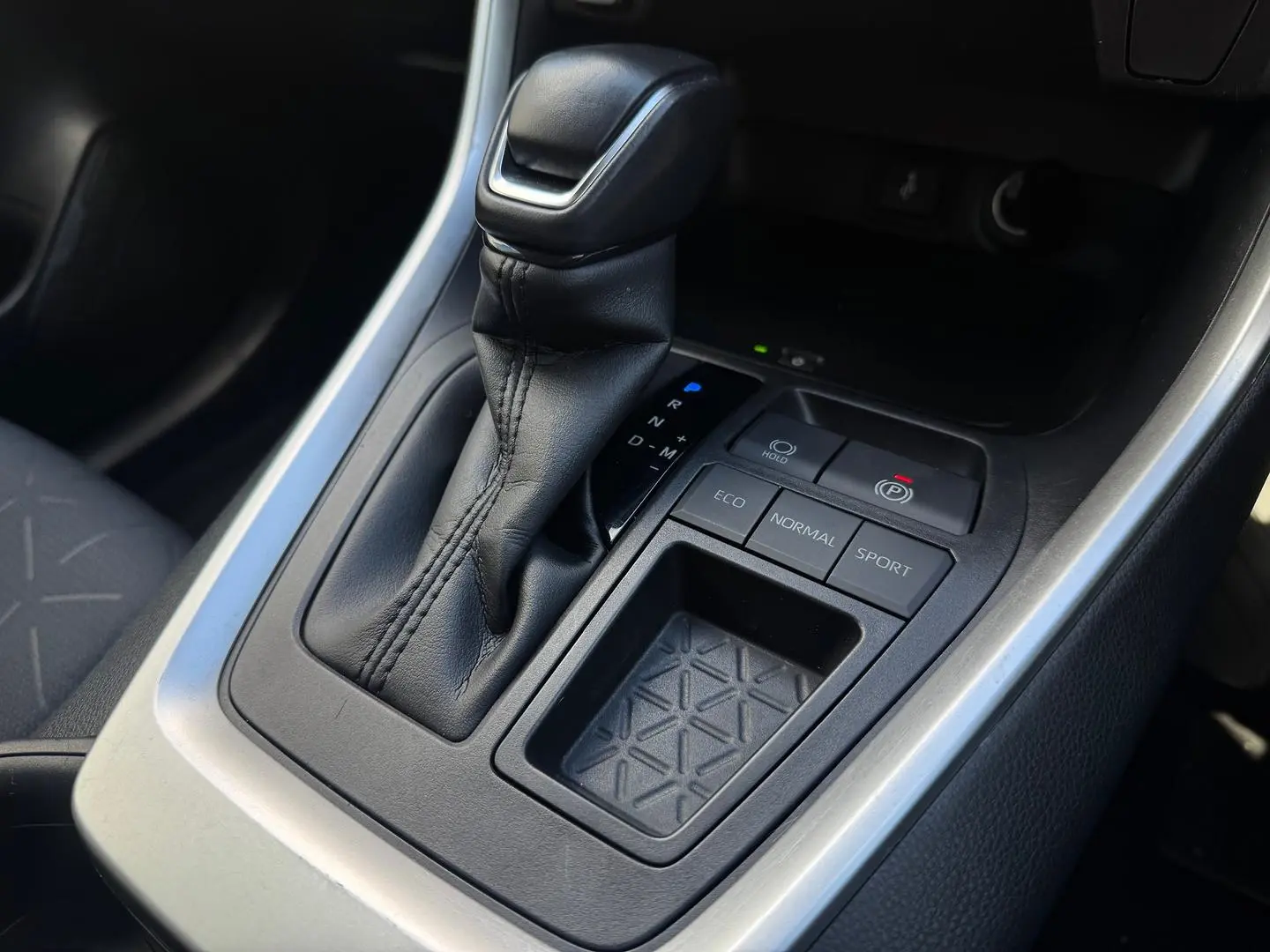 2021 Toyota RAV4 Gallery Image 12
