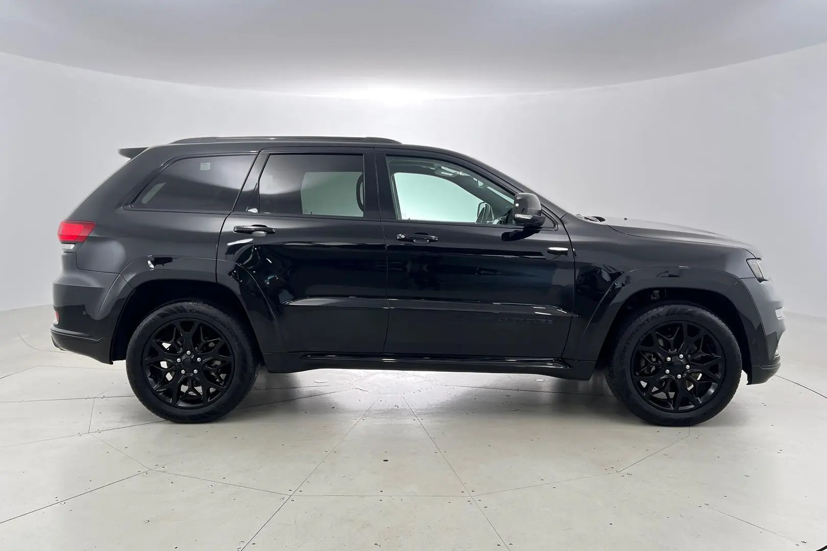2021 Jeep Grand Cherokee Gallery Image 5