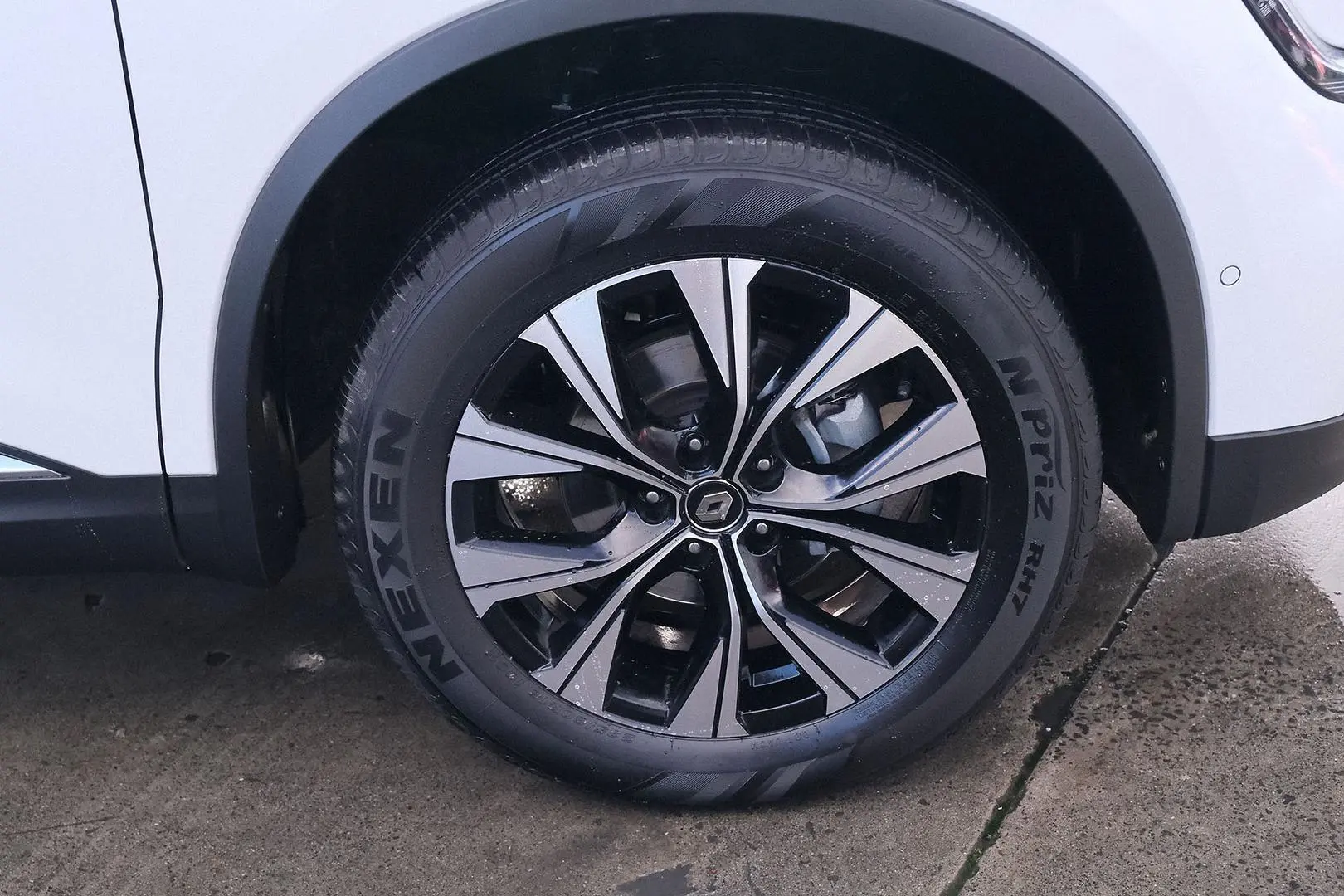 2023 Renault Koleos Gallery Image 6