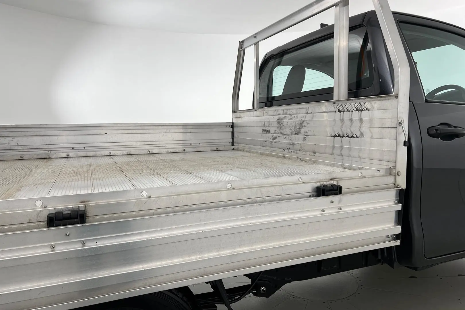 2022 Toyota Hilux Gallery Image 6