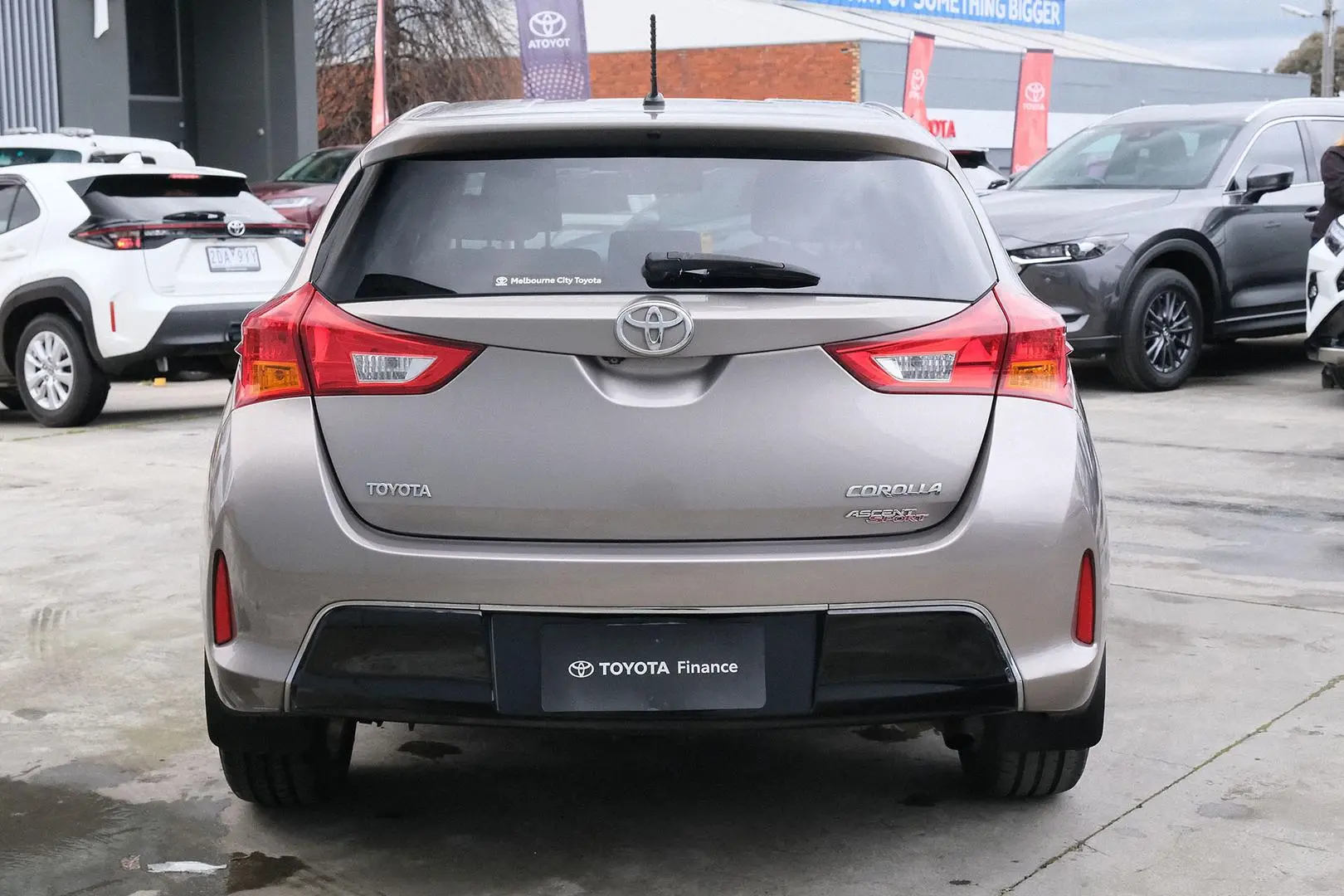 2013 Toyota Corolla Gallery Image 4