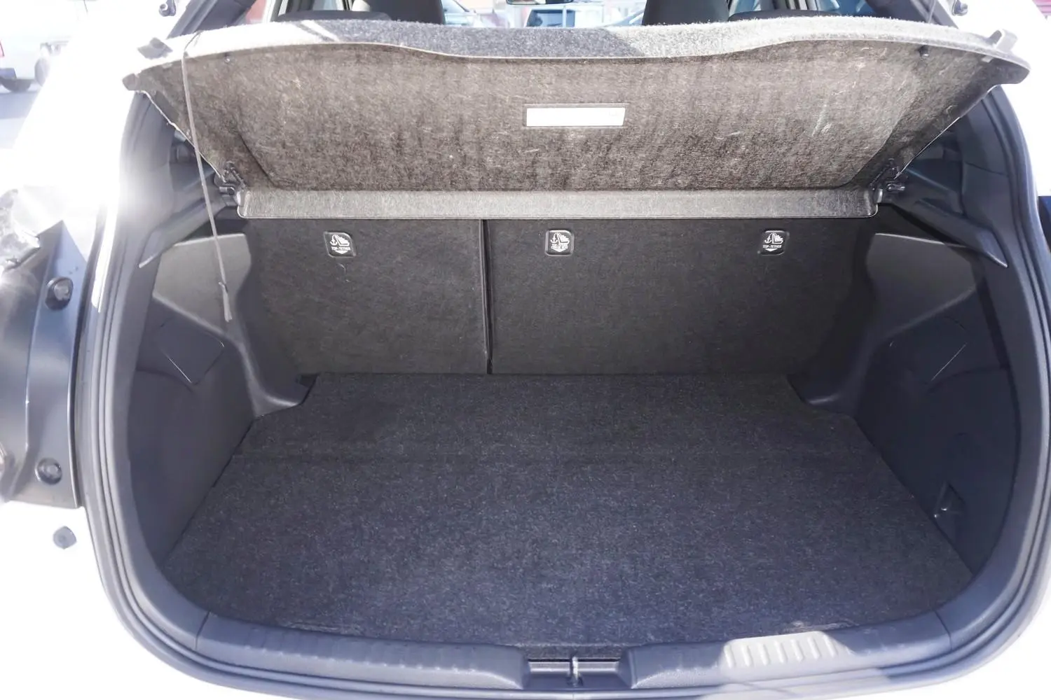 2023 Toyota Yaris Gallery Image 18