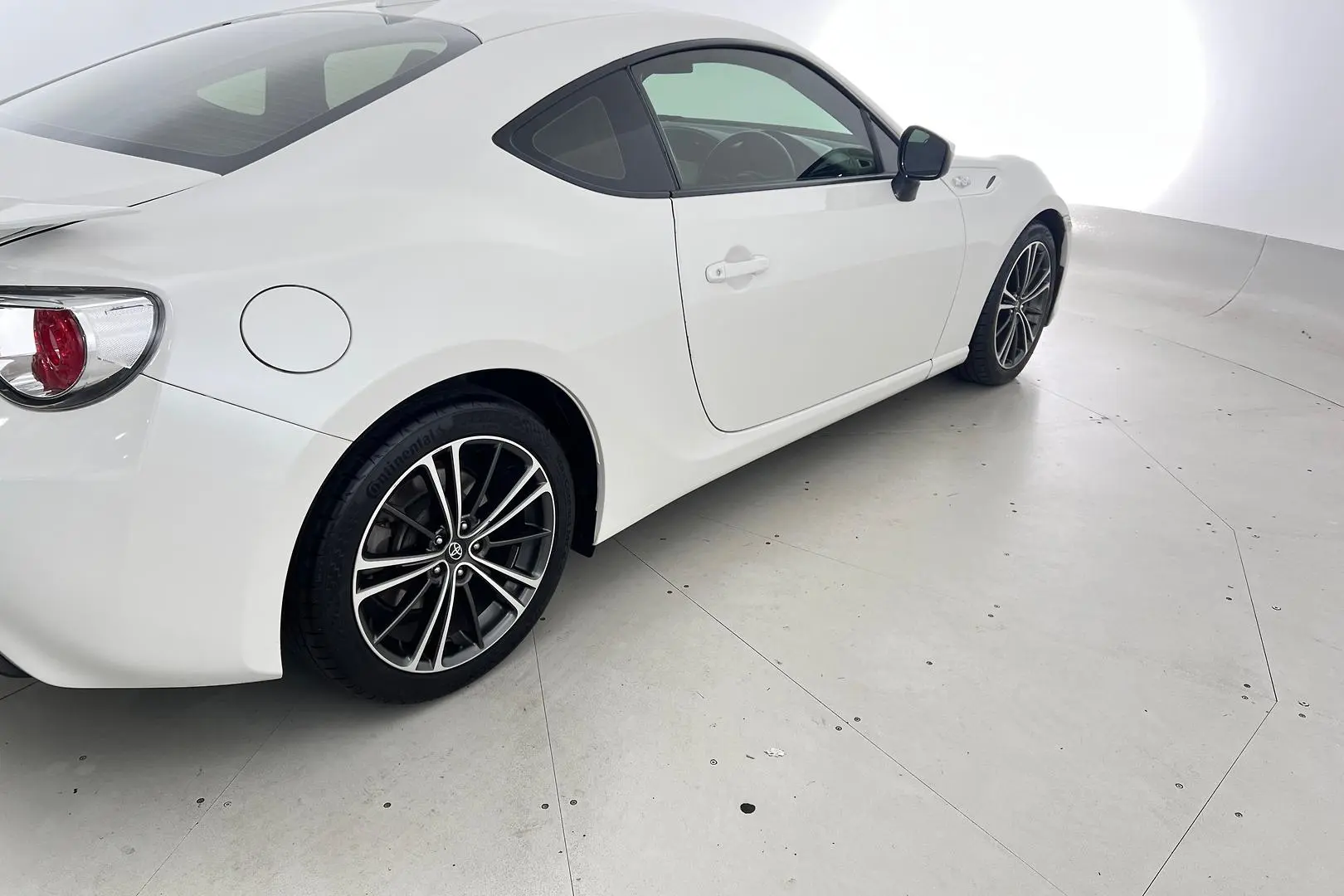 2015 Toyota 86 Gallery Image 5