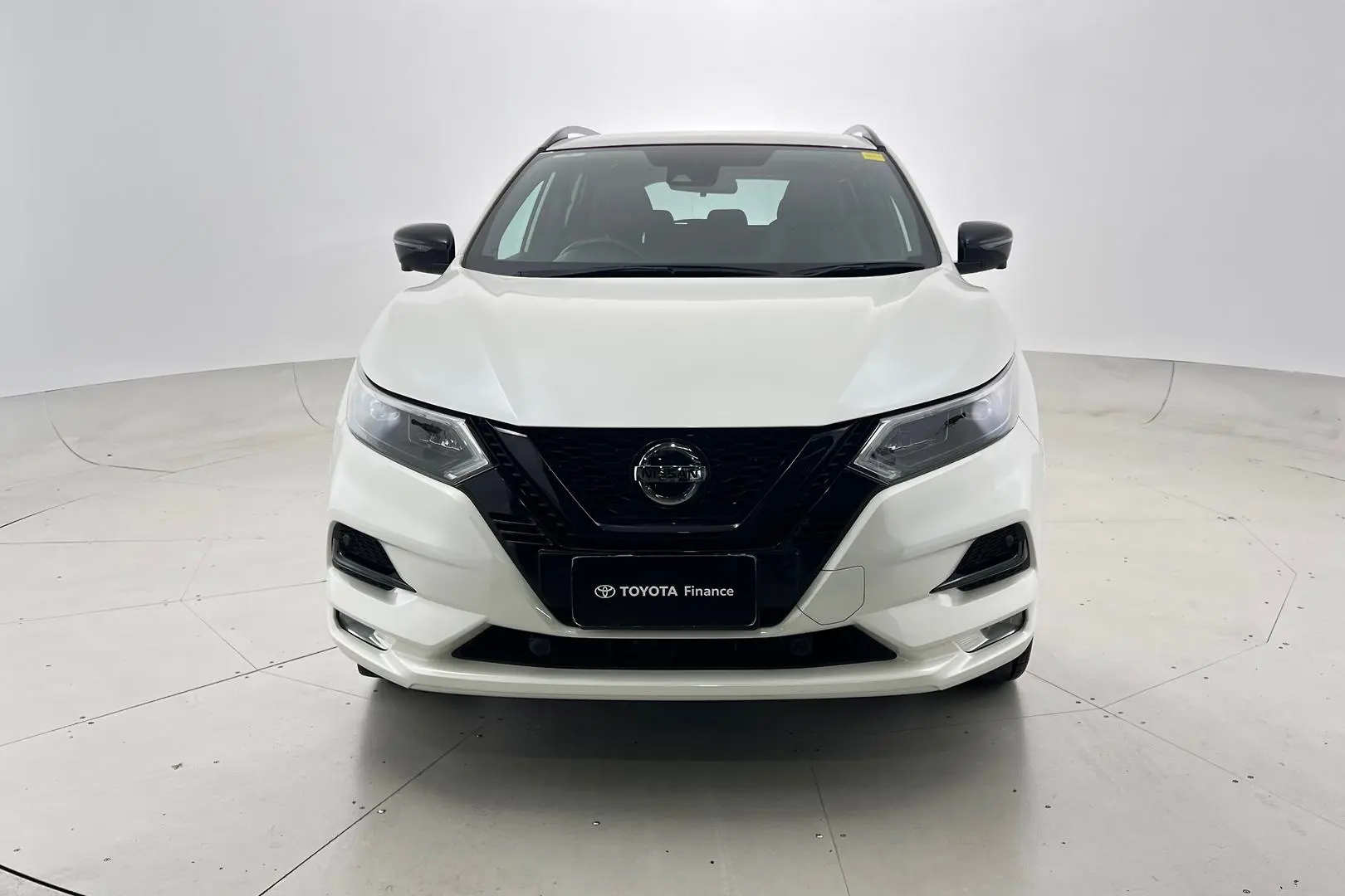 2020 Nissan QASHQAI Gallery Image 10
