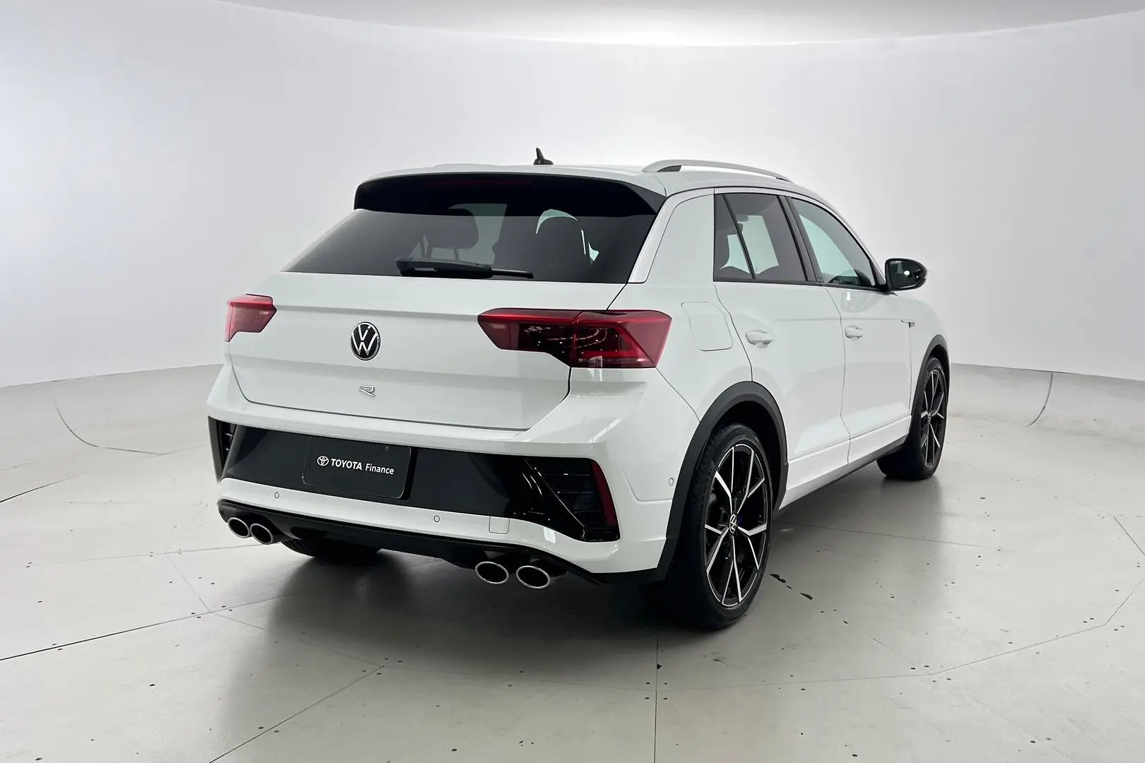 2022 Volkswagen T-Roc Gallery Image 4