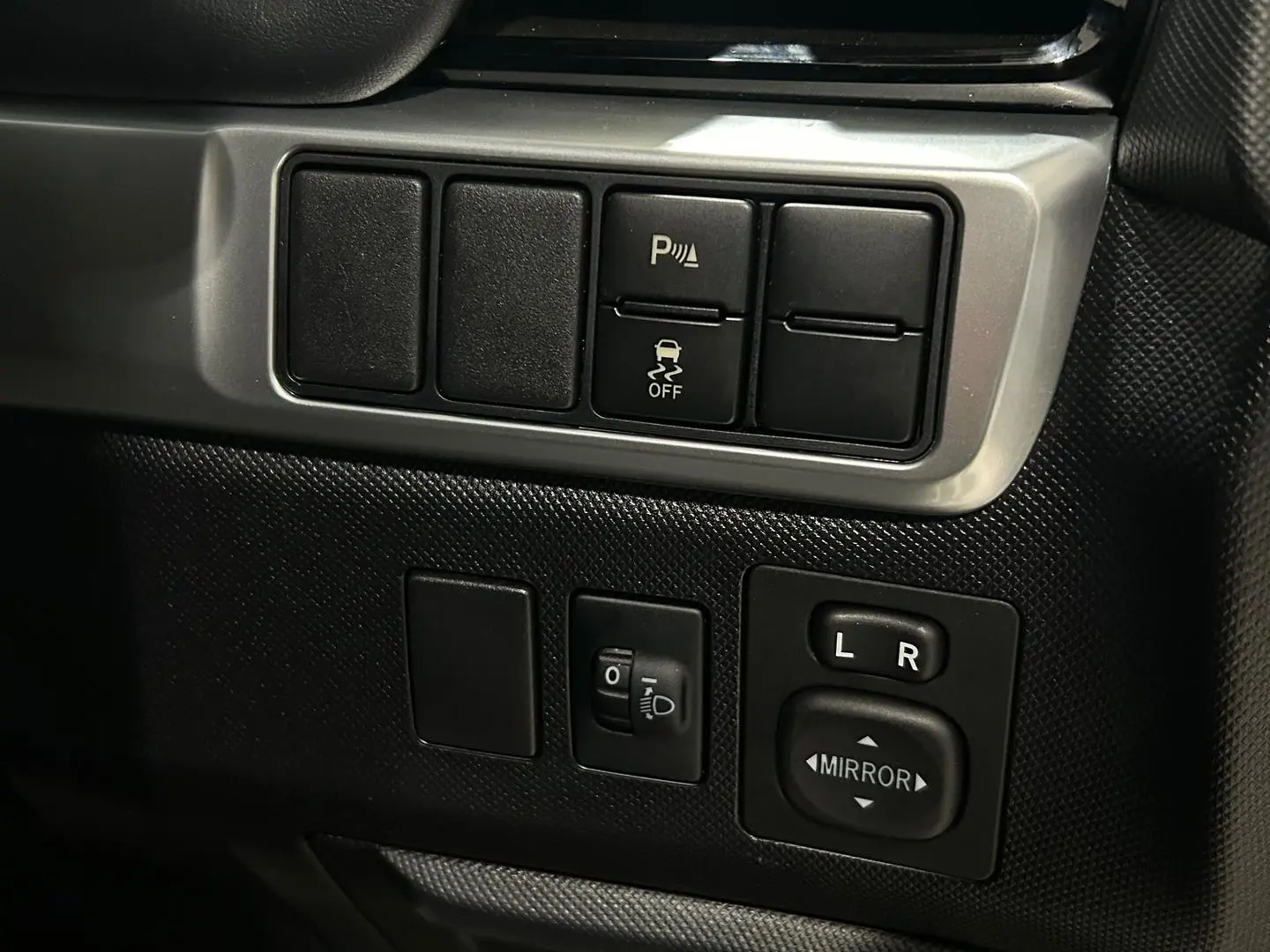 2019 Toyota Tarago Gallery Image 22