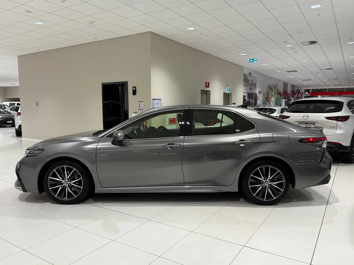 2023 Toyota Camry Gallery Image 6