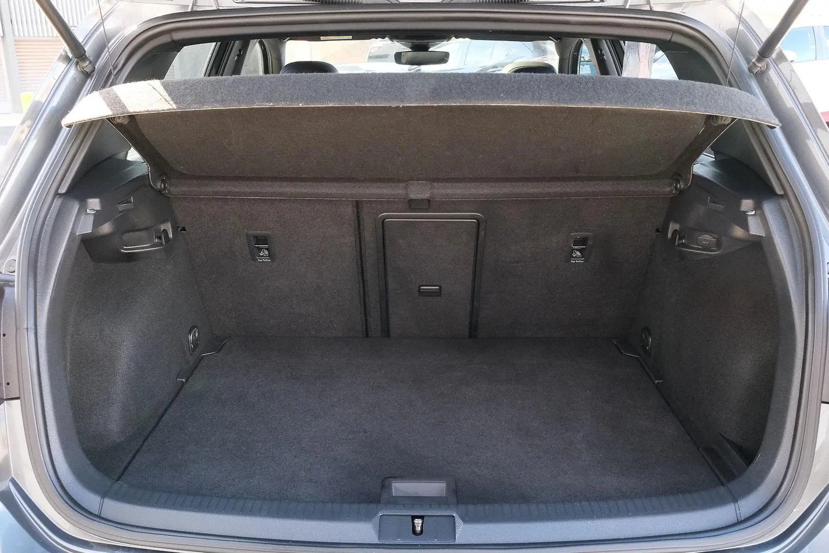 2019 Volkswagen Golf Gallery Image 11