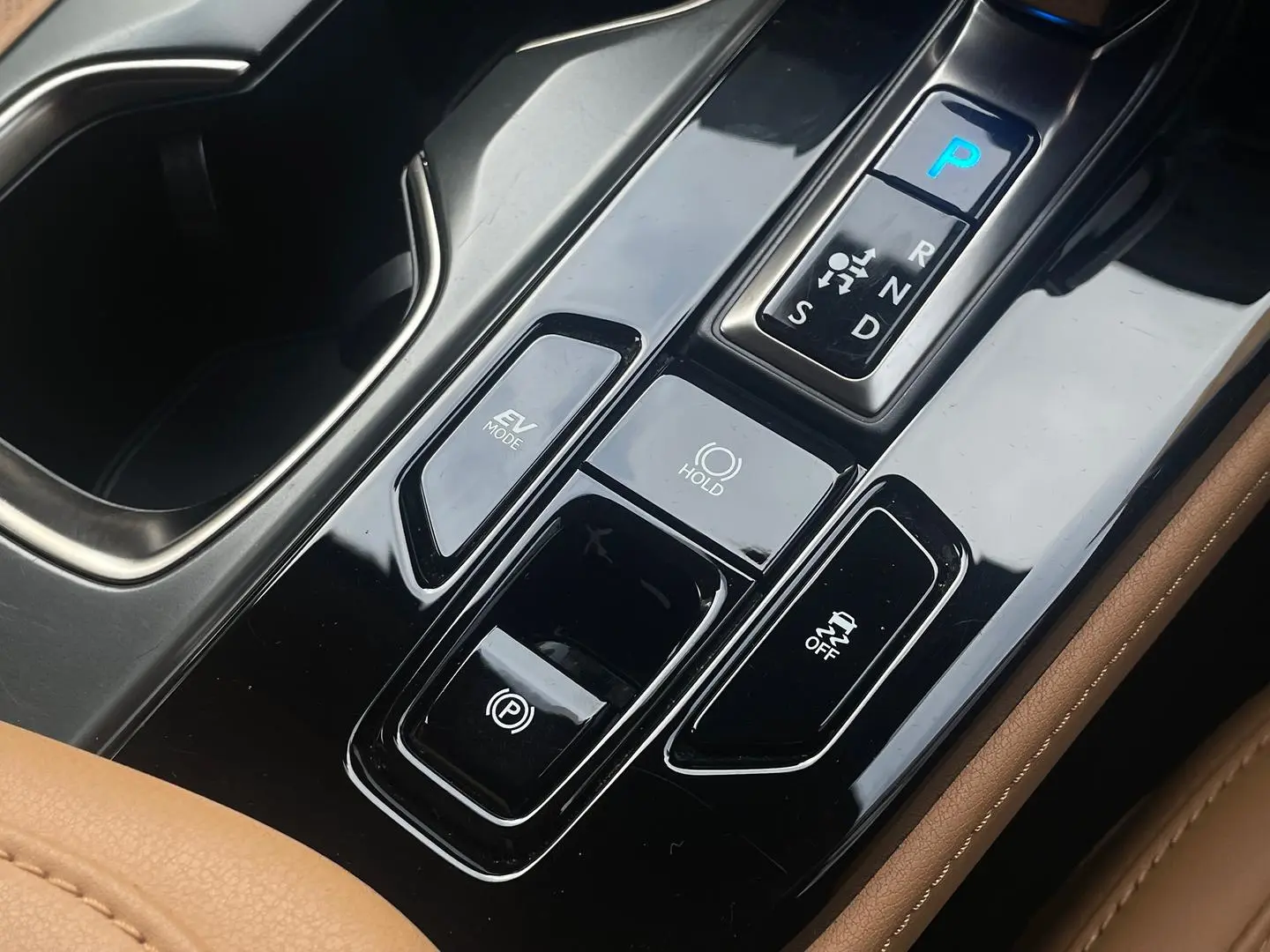 2023 Lexus NX Gallery Image 17