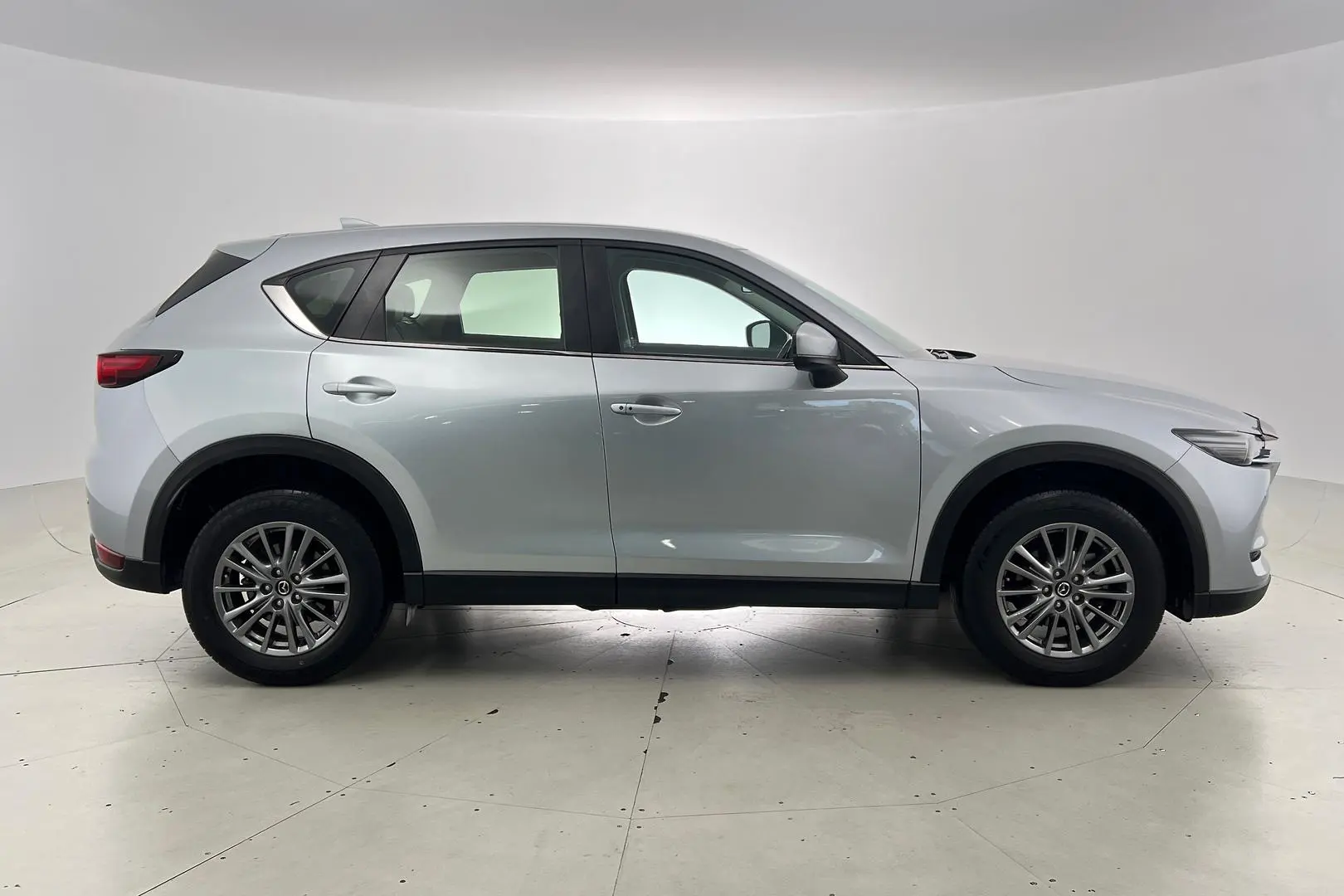 2017 Mazda CX-5 Gallery Image 8