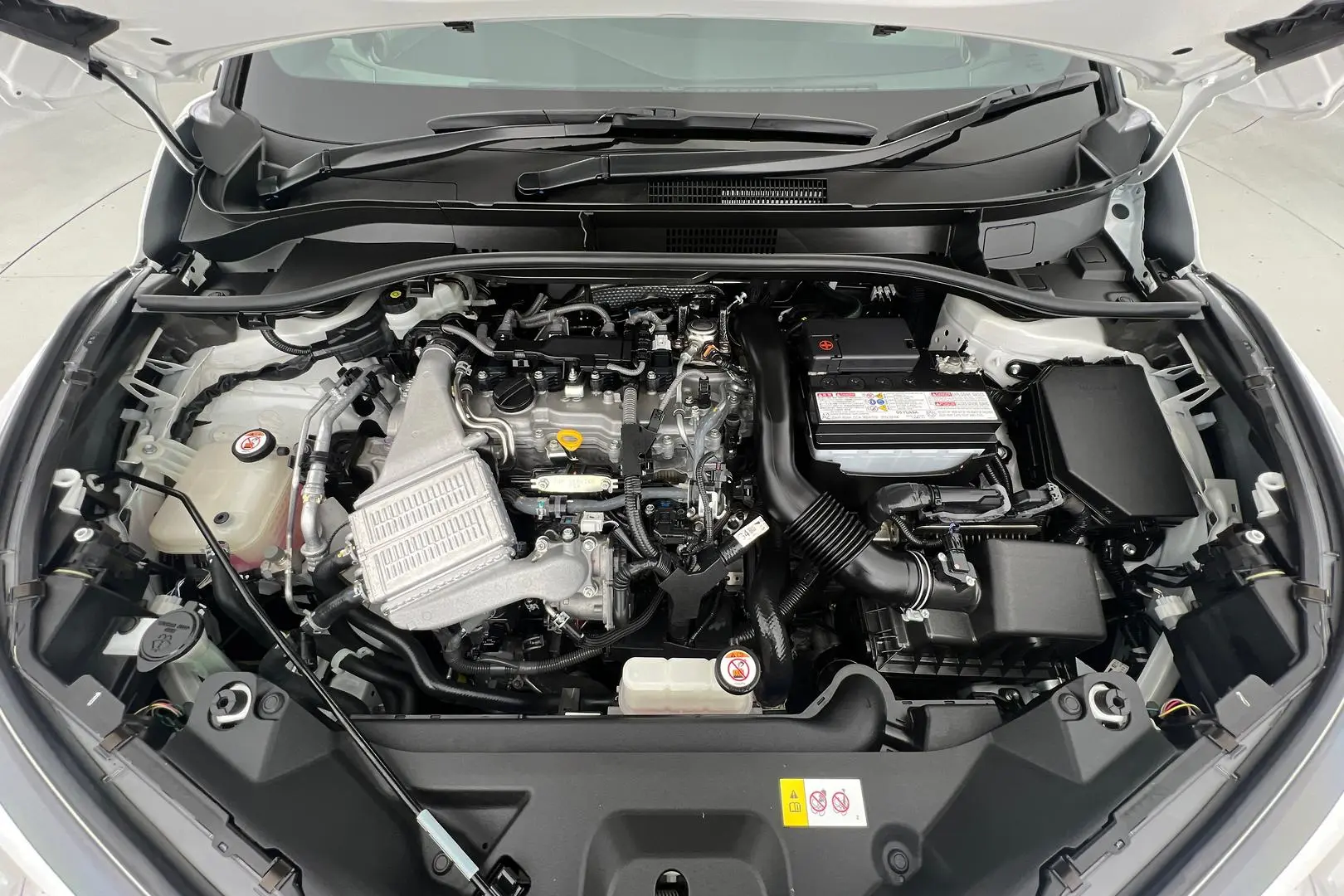 2019 Toyota C-HR Gallery Image 22