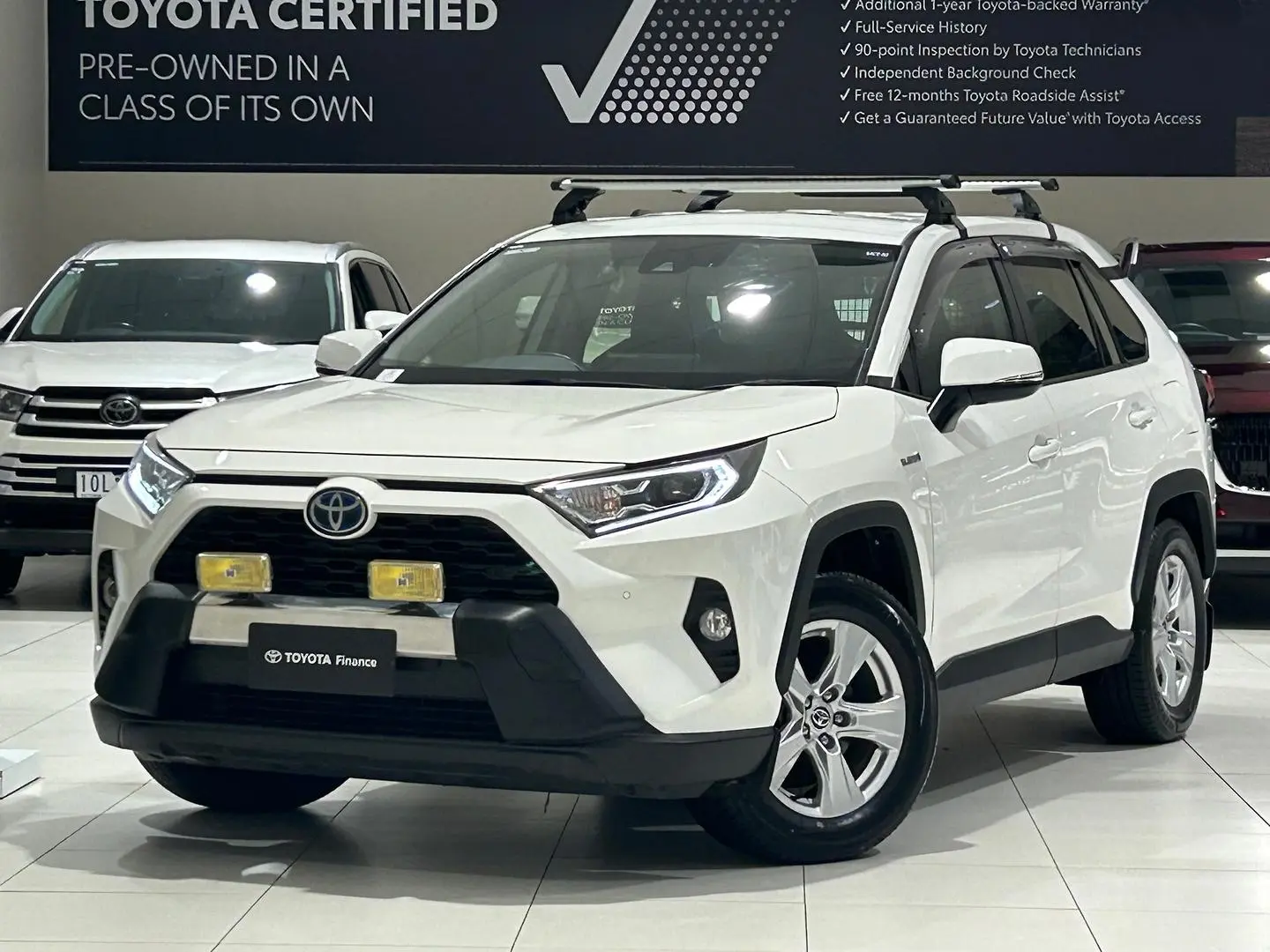 2020 Toyota RAV4 Gallery Image 7