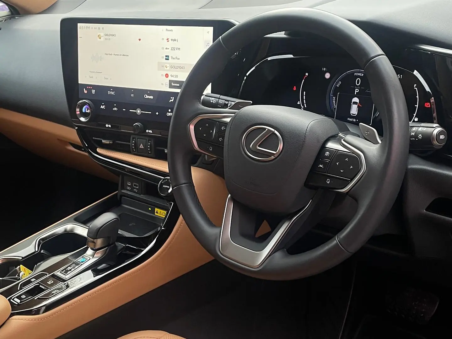 2023 Lexus NX Gallery Image 9