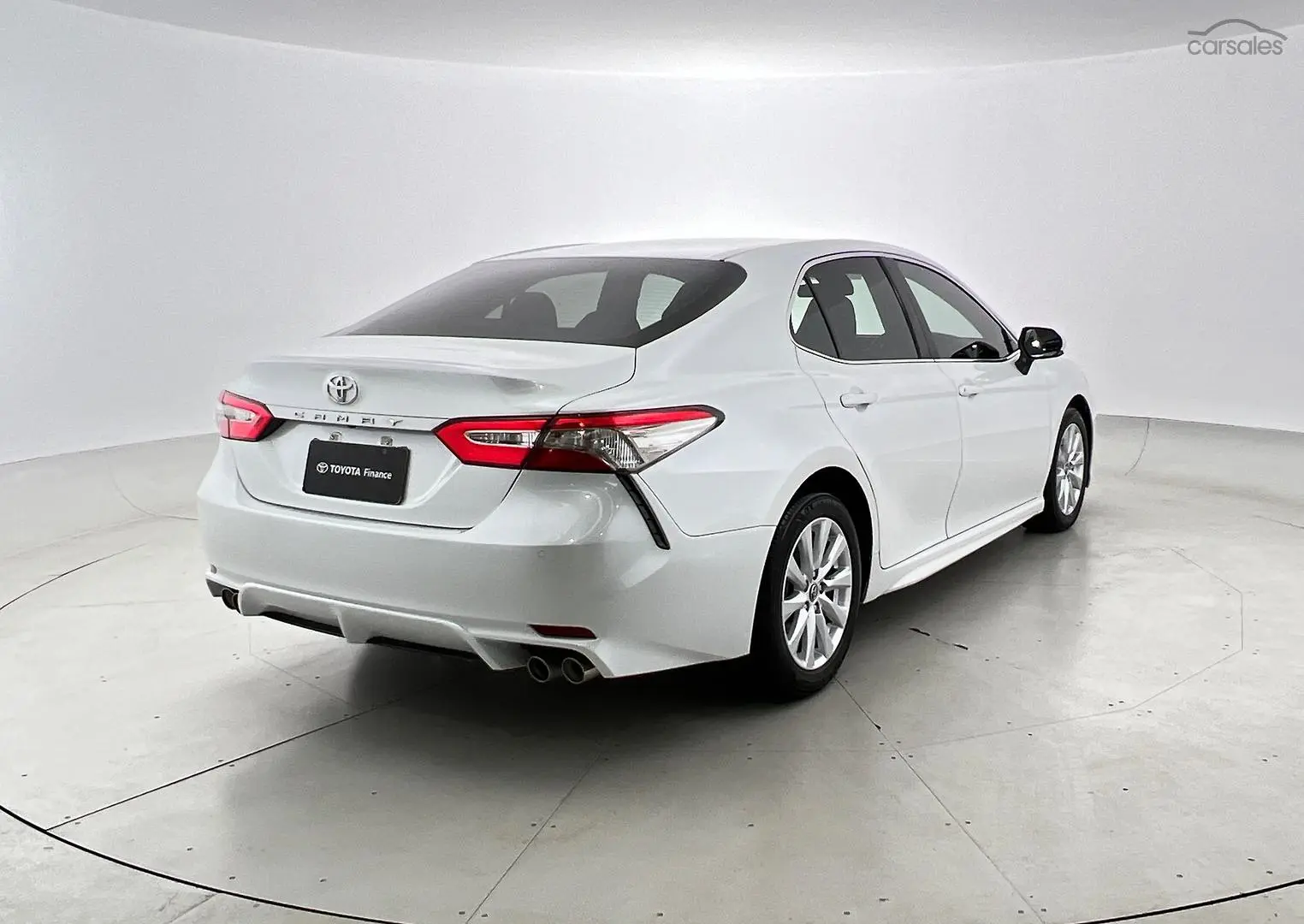 2019 Toyota Camry Image 5