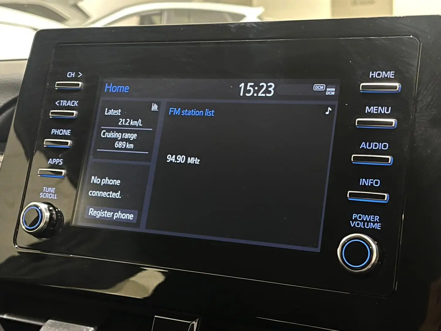 2021 Toyota Camry Gallery Image 16