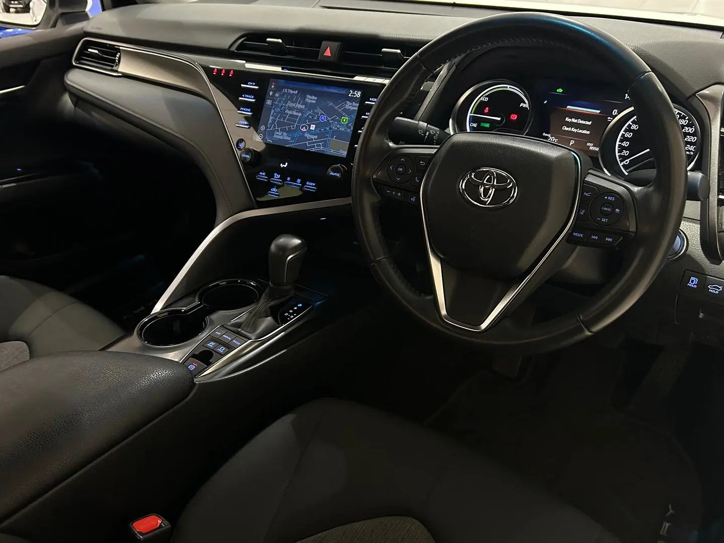 2020 Toyota Camry Gallery Image 11