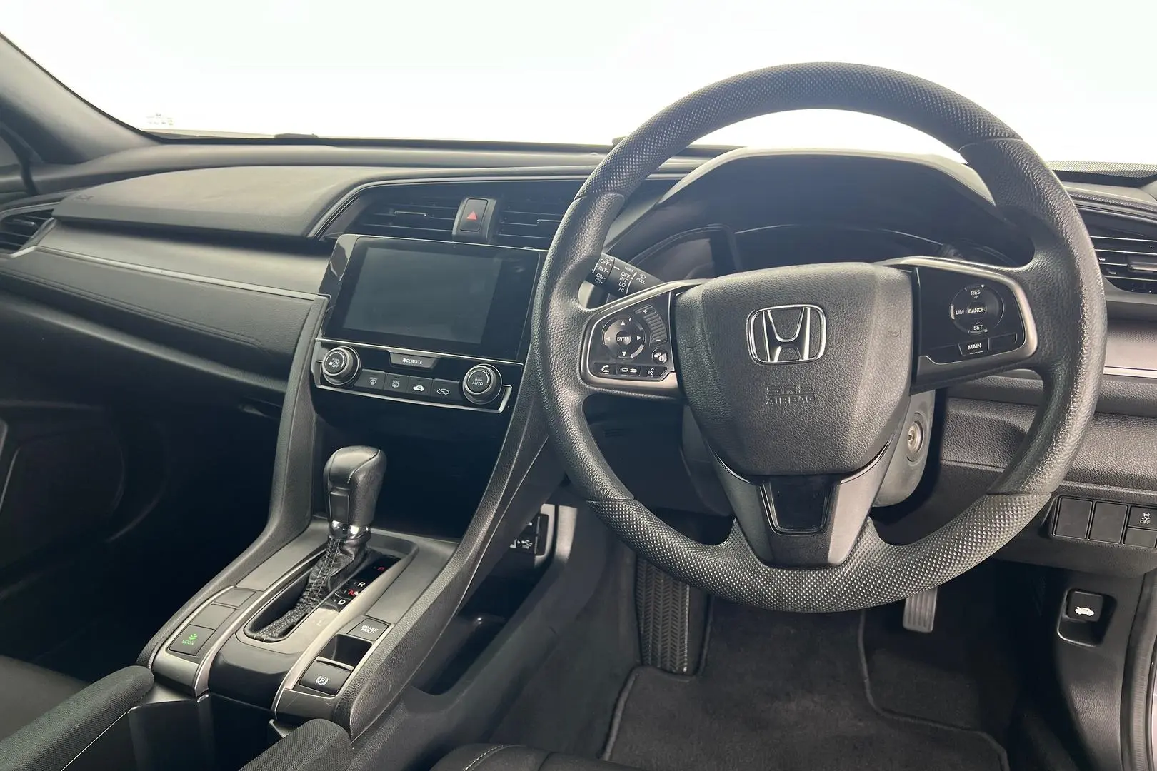 2017 Honda Civic Gallery Image 12